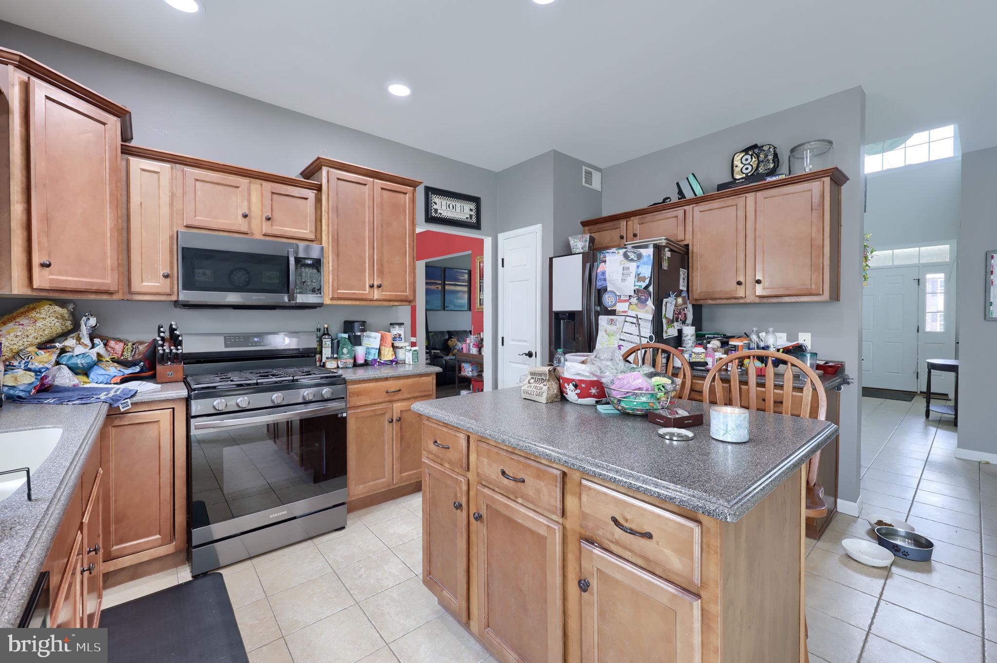 SUNSET KNOLL - Residential