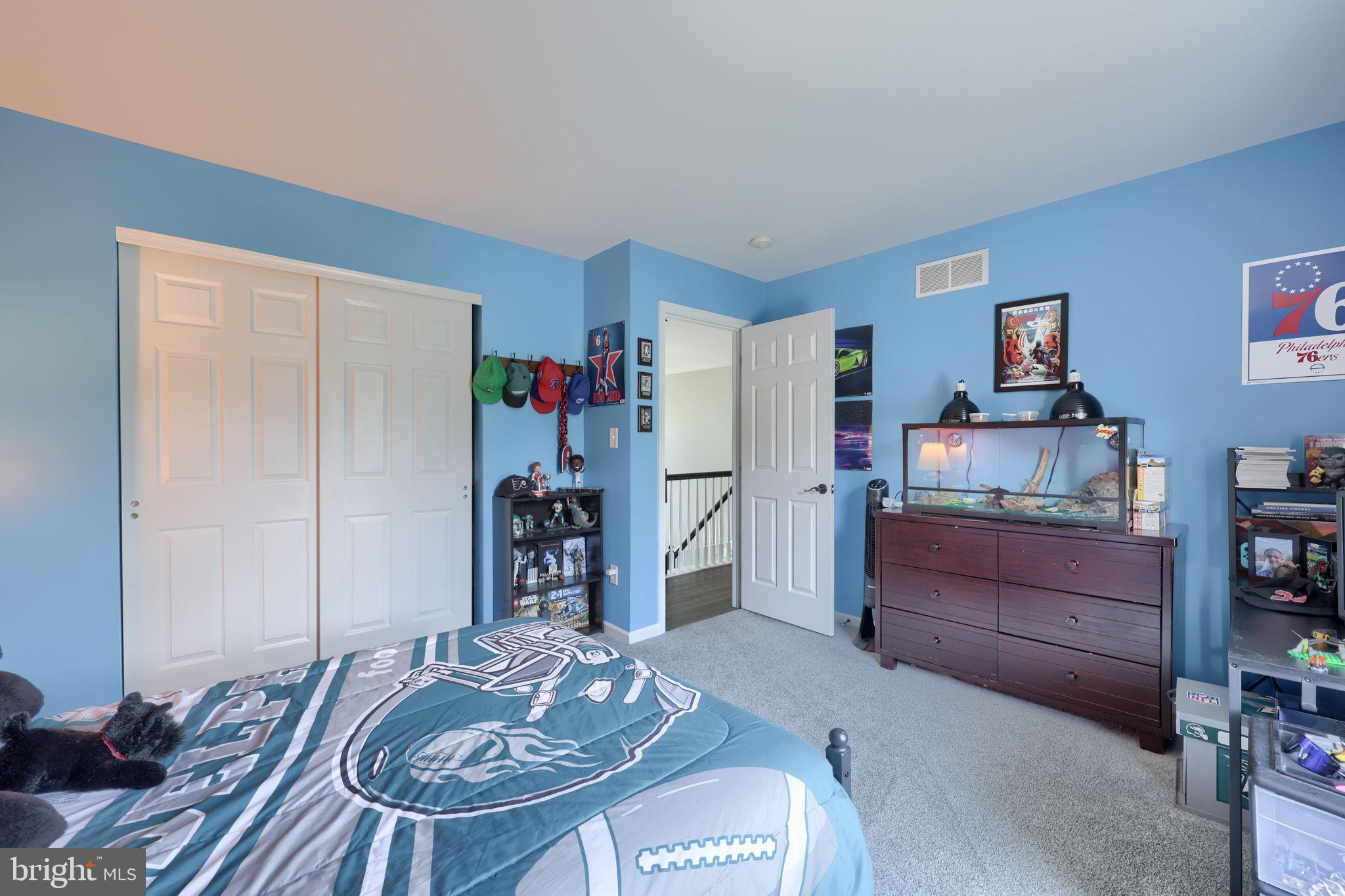 SUNSET KNOLL - Residential