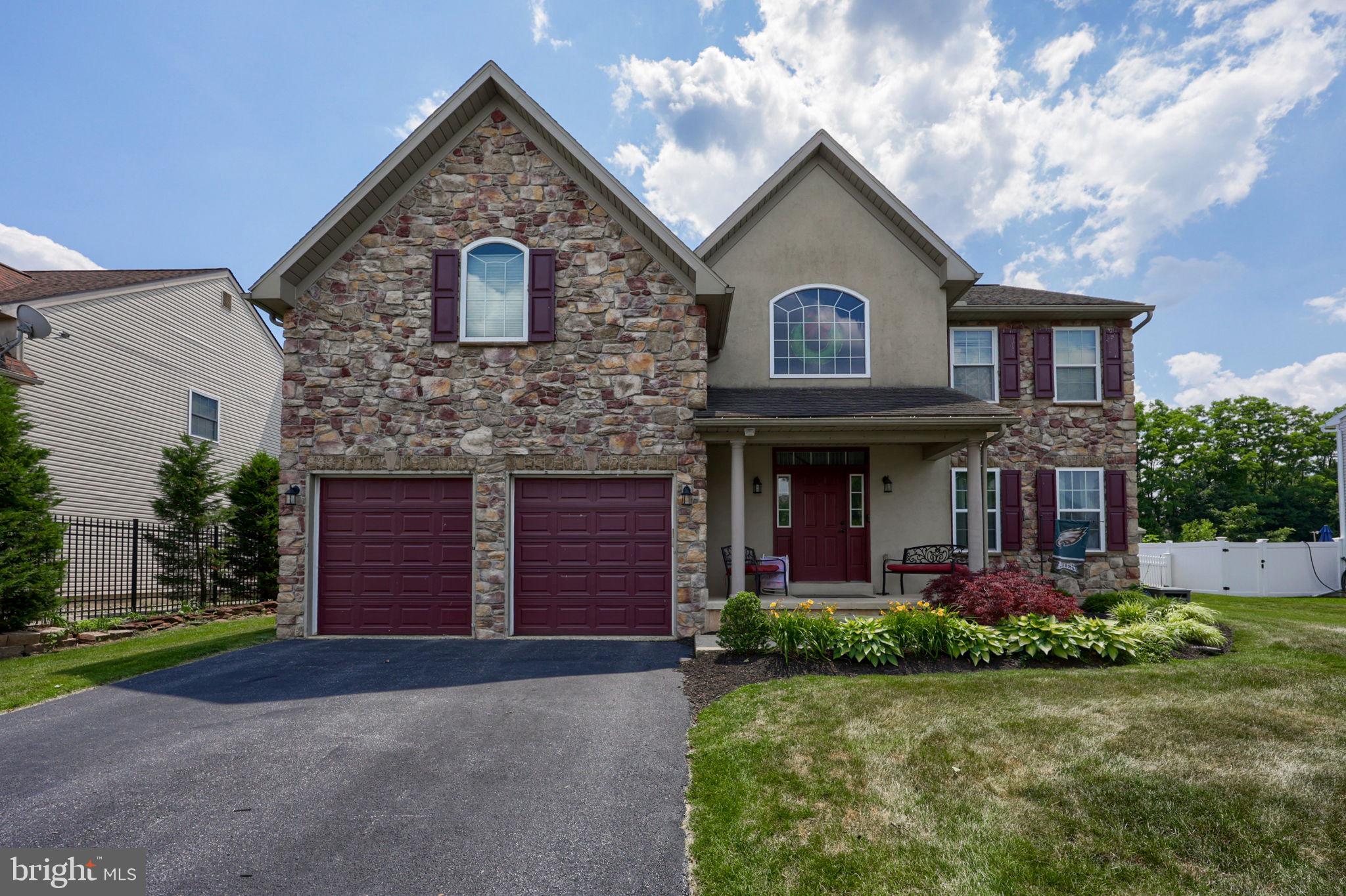 SUNSET KNOLL - Residential