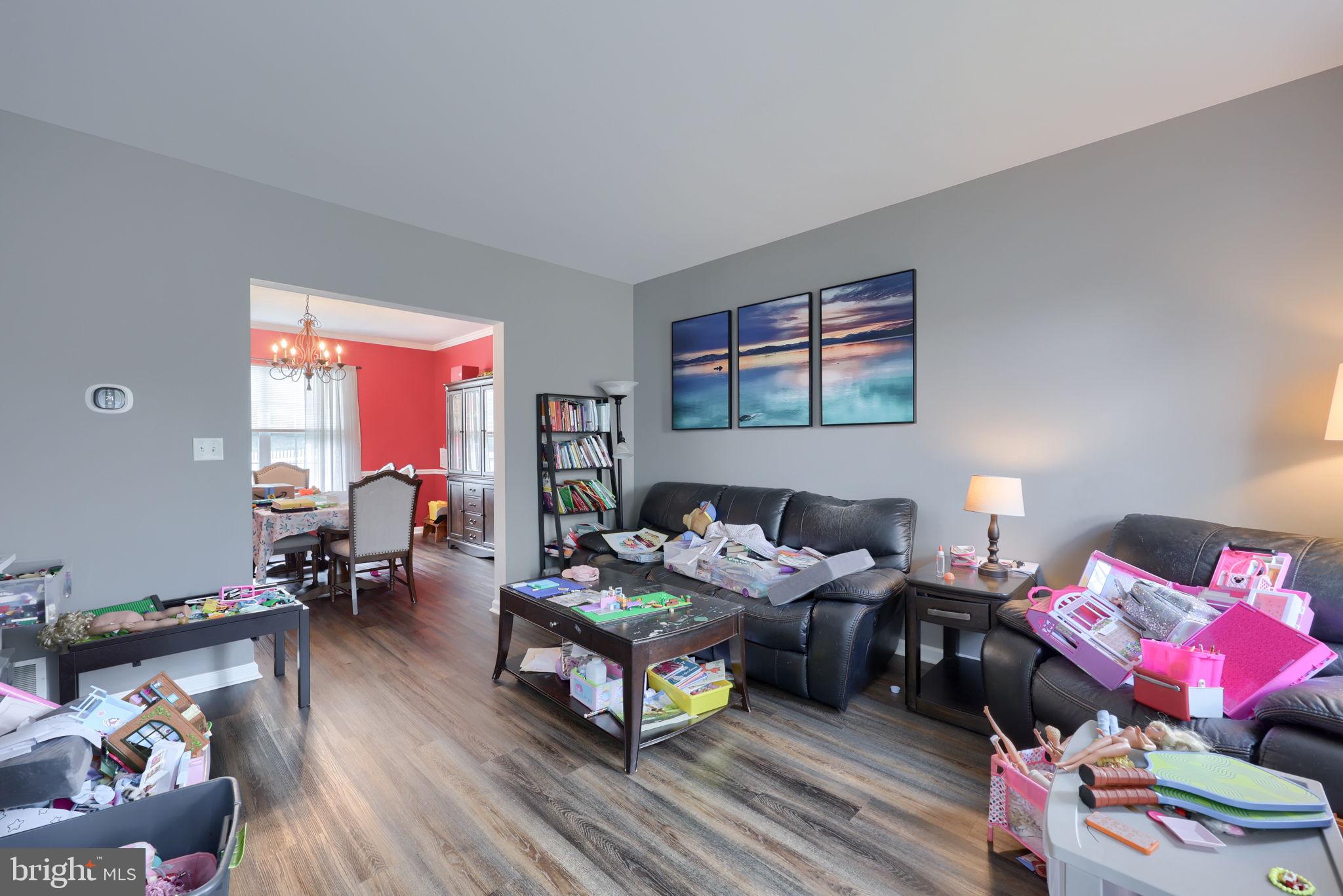 SUNSET KNOLL - Residential