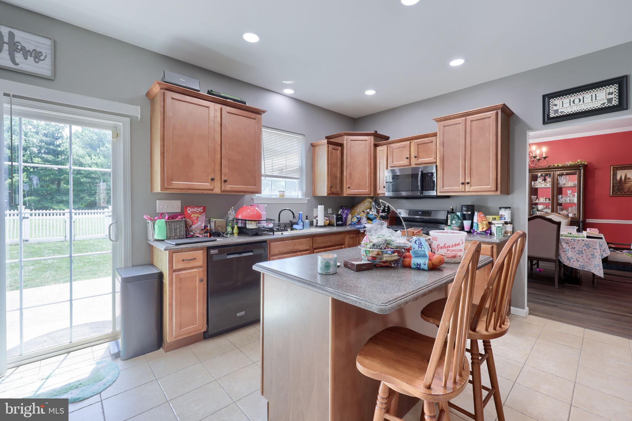 SUNSET KNOLL - Residential