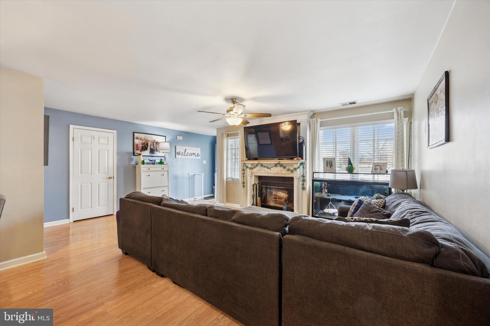 CRESTWOOD CONDO - Residential