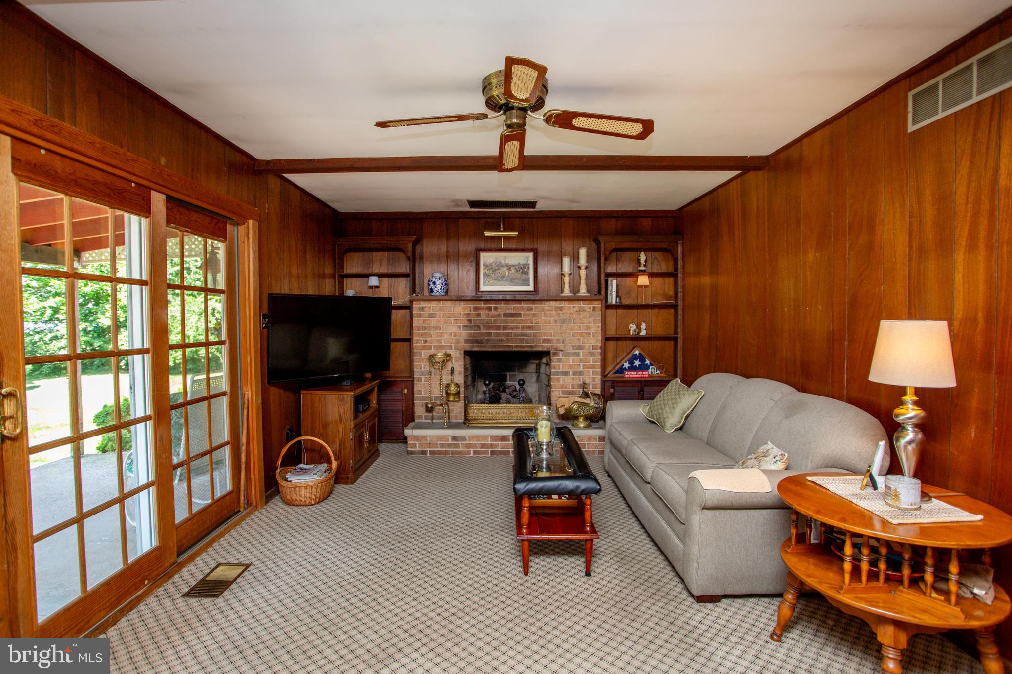 ROBIN GLEN FARM - Residential