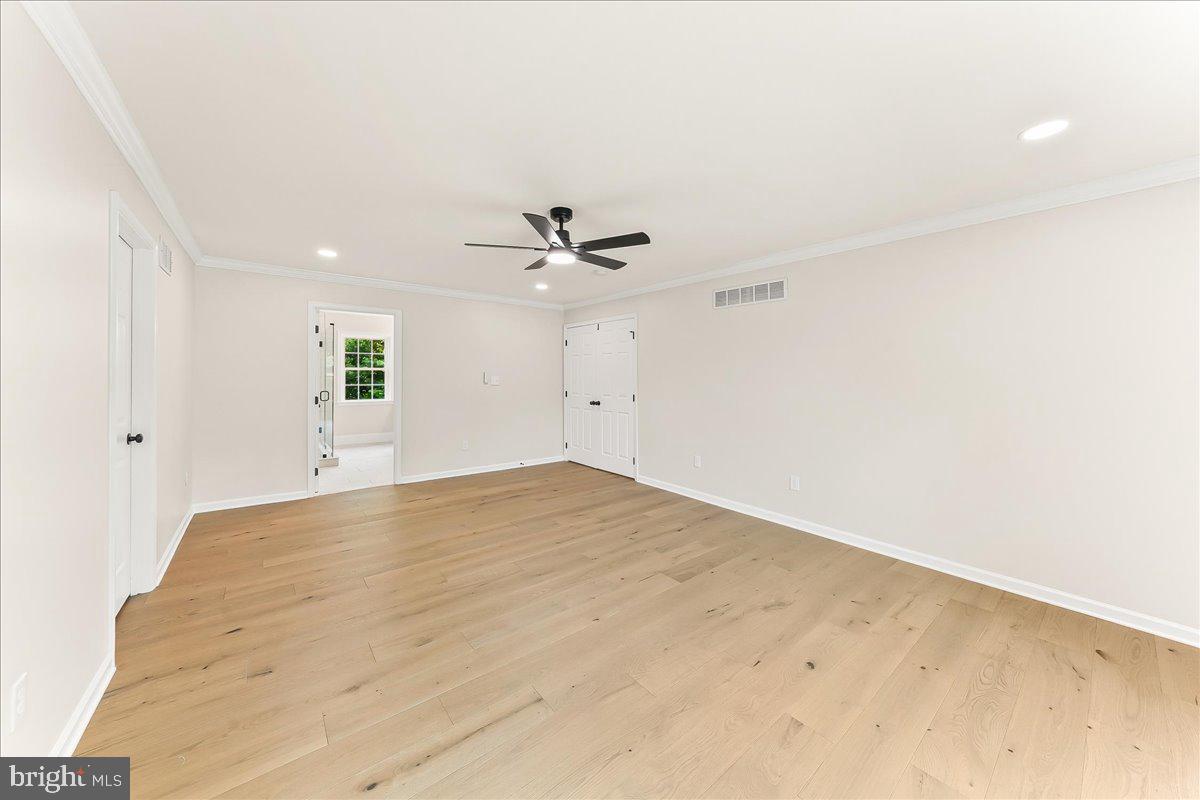 WILLOWDALE CROSSIN - Residential