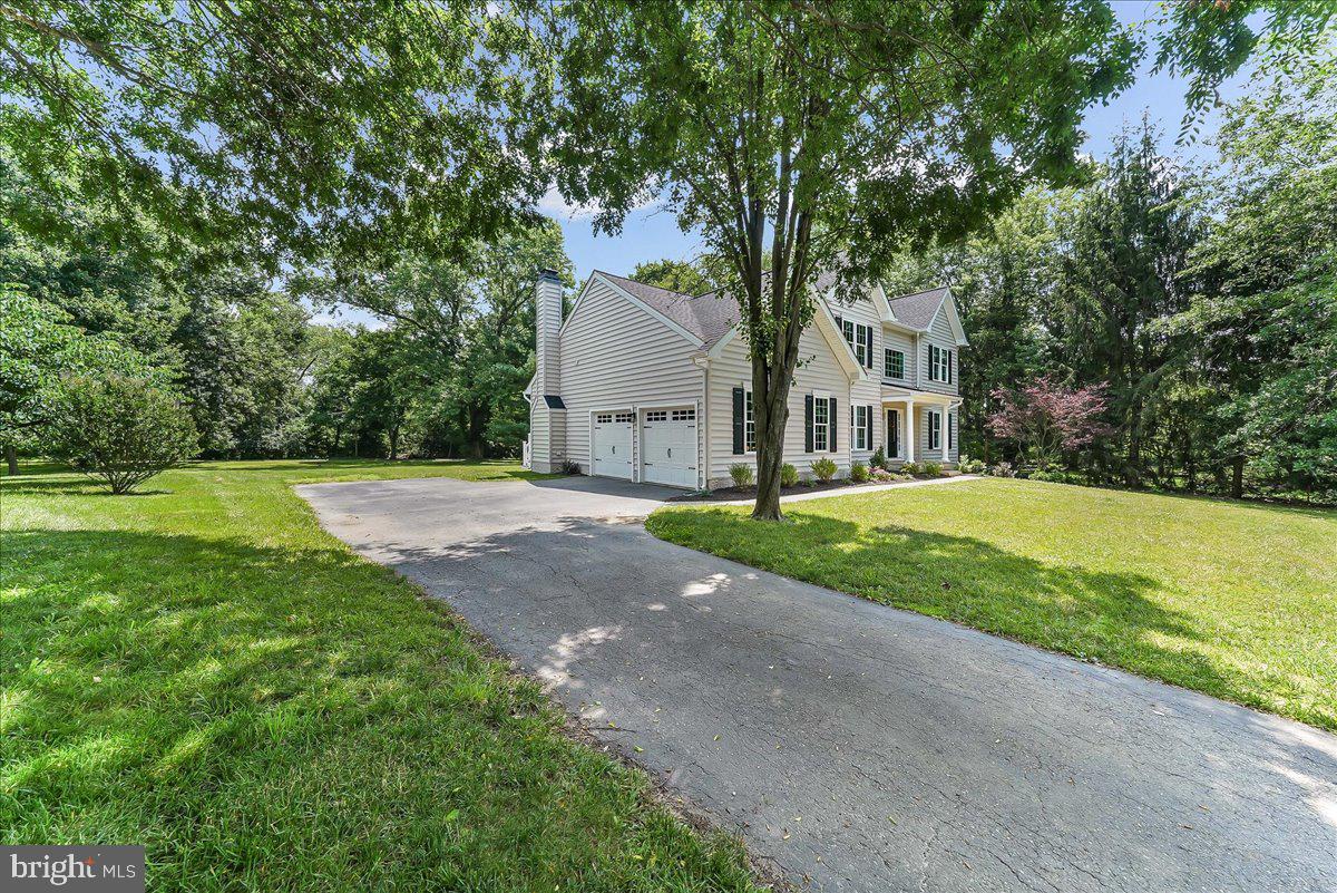 WILLOWDALE CROSSIN - Residential