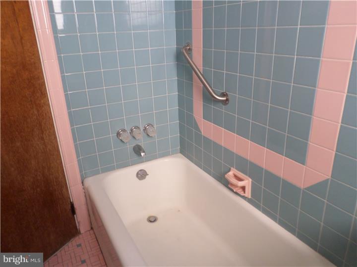 EAST PASSYUNK CROSSING - Residential
