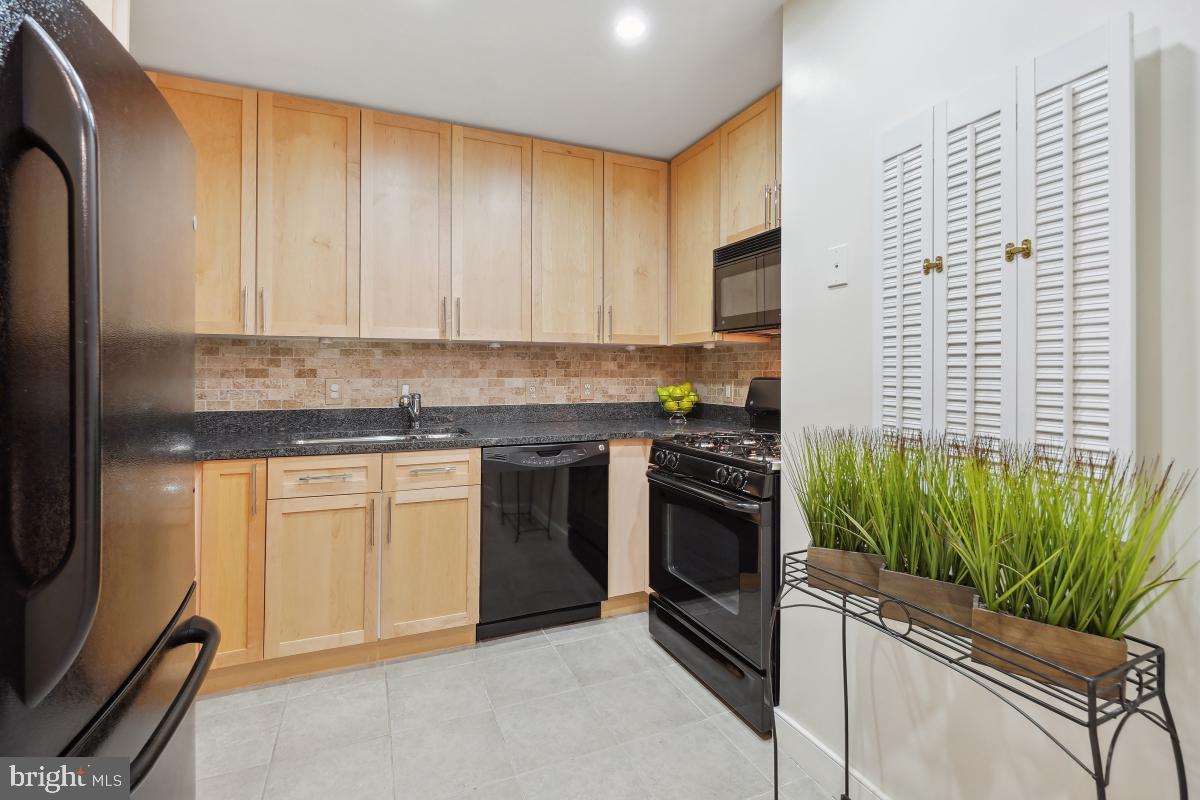 HAWTHORN - Residential