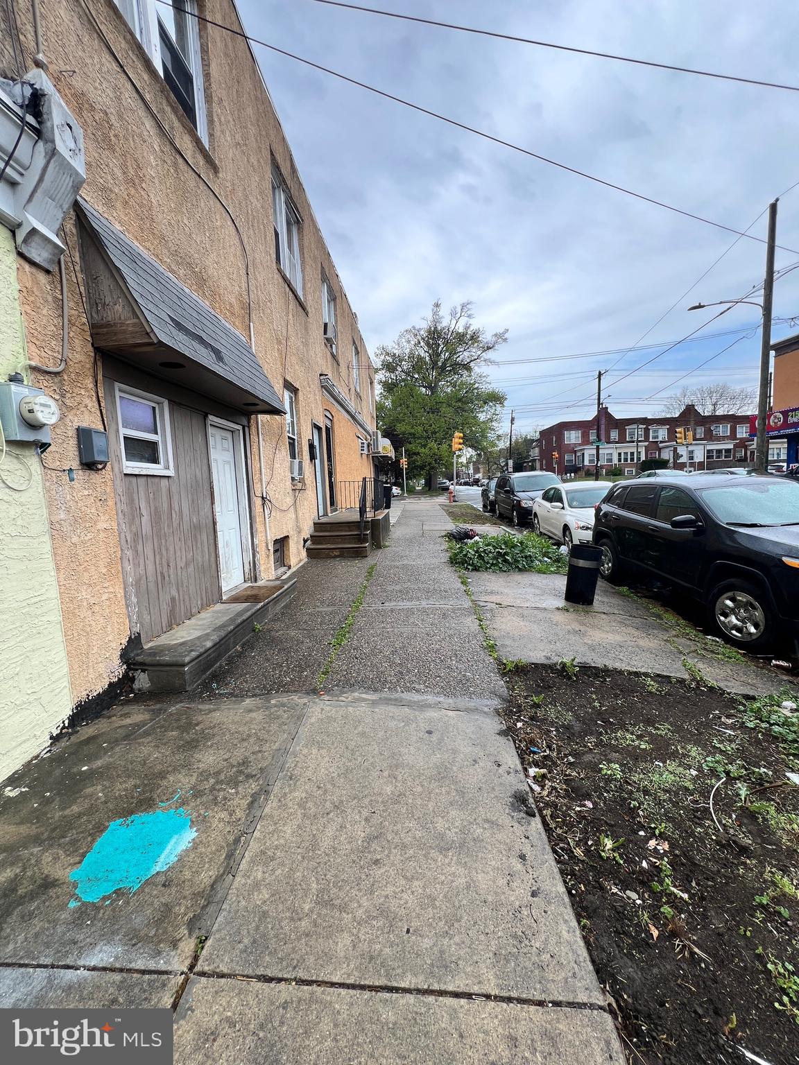 ELMWOOD PARK - Residential