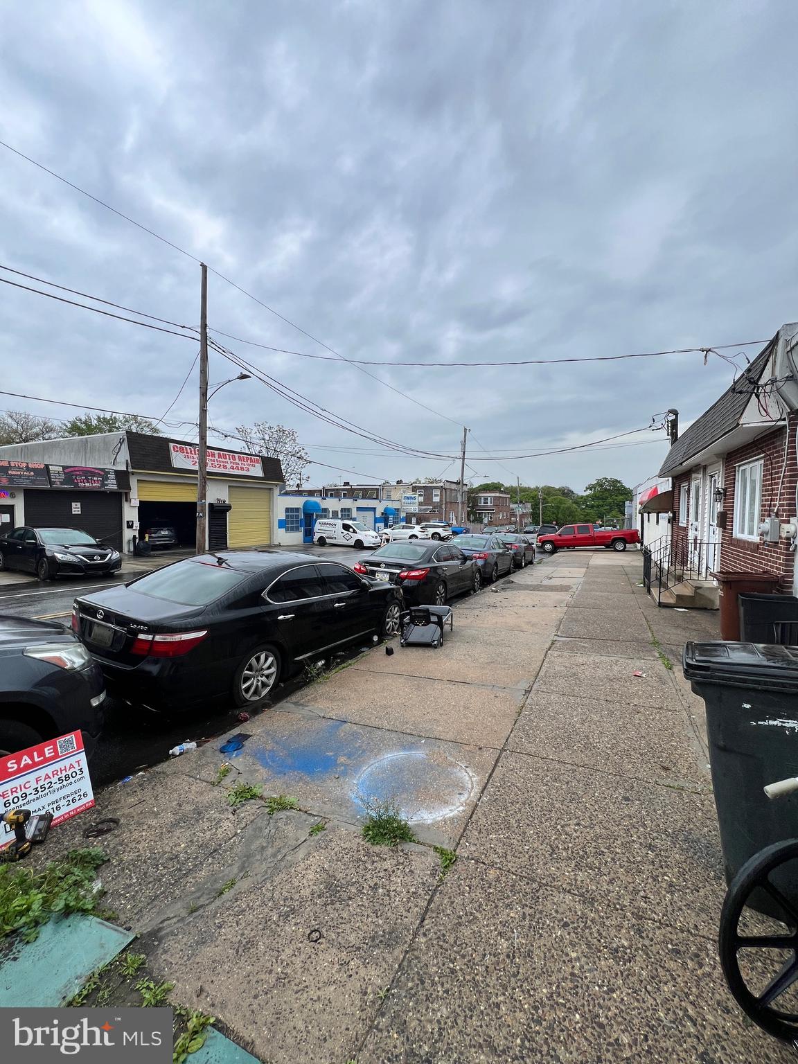 ELMWOOD PARK - Residential