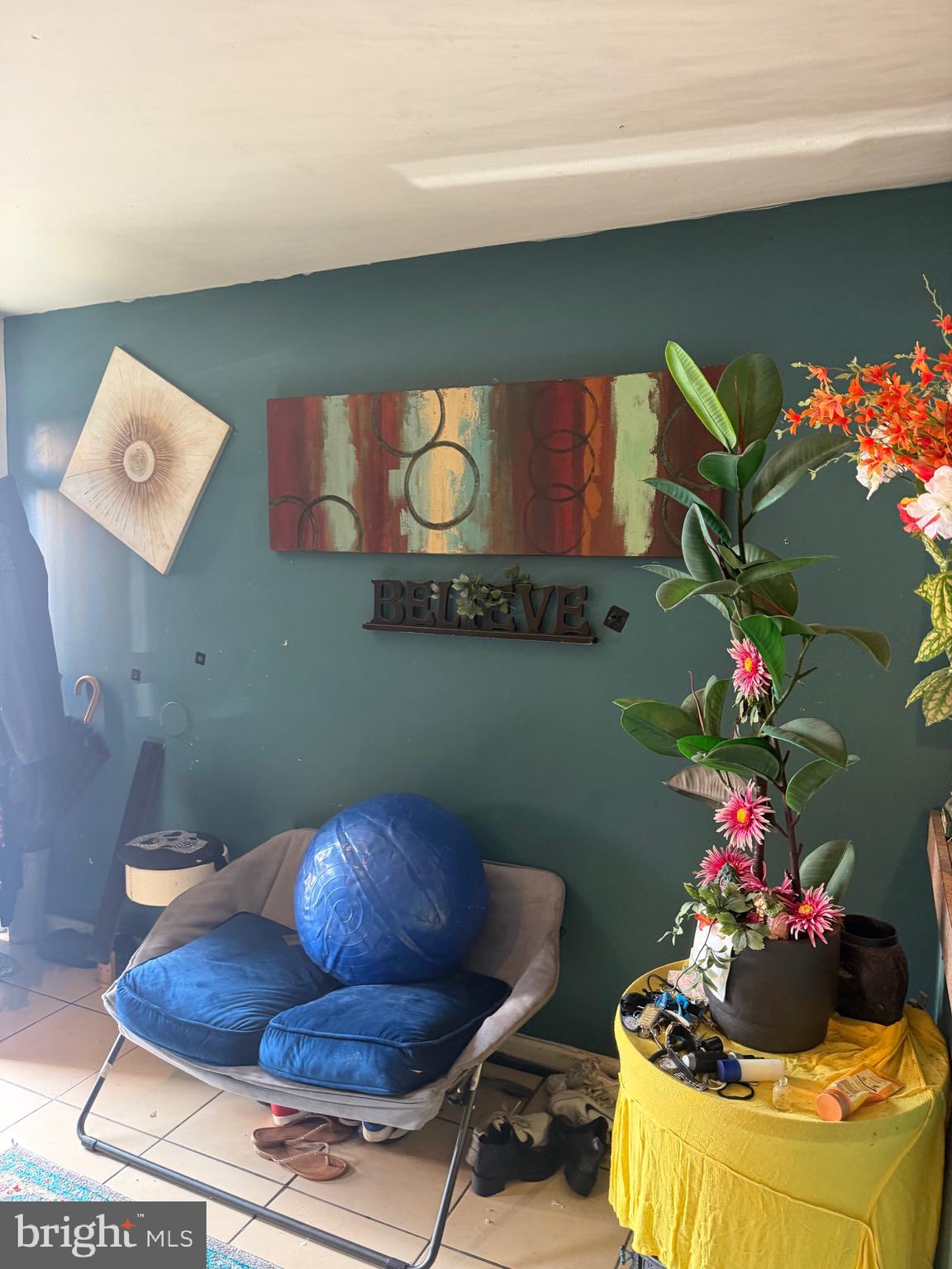 ELMWOOD PARK - Residential