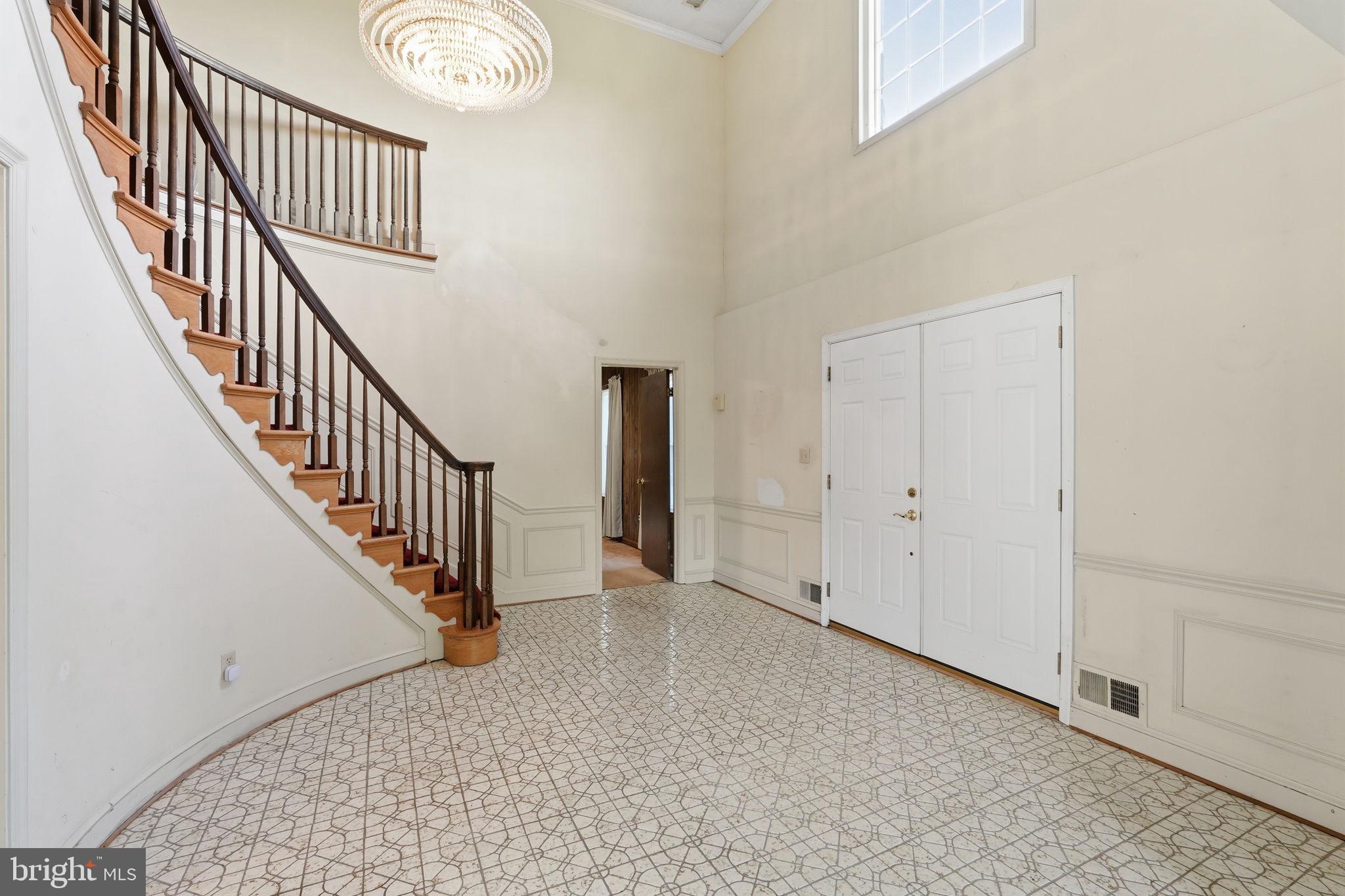 BURTONSVILLE - Residential