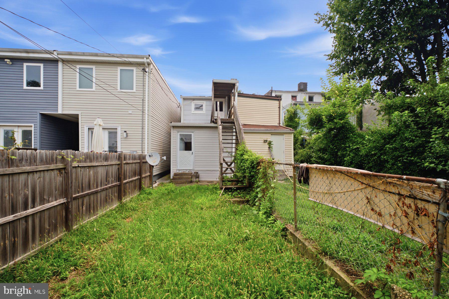 HAMPDEN HISTORIC DISTRICT - Residential