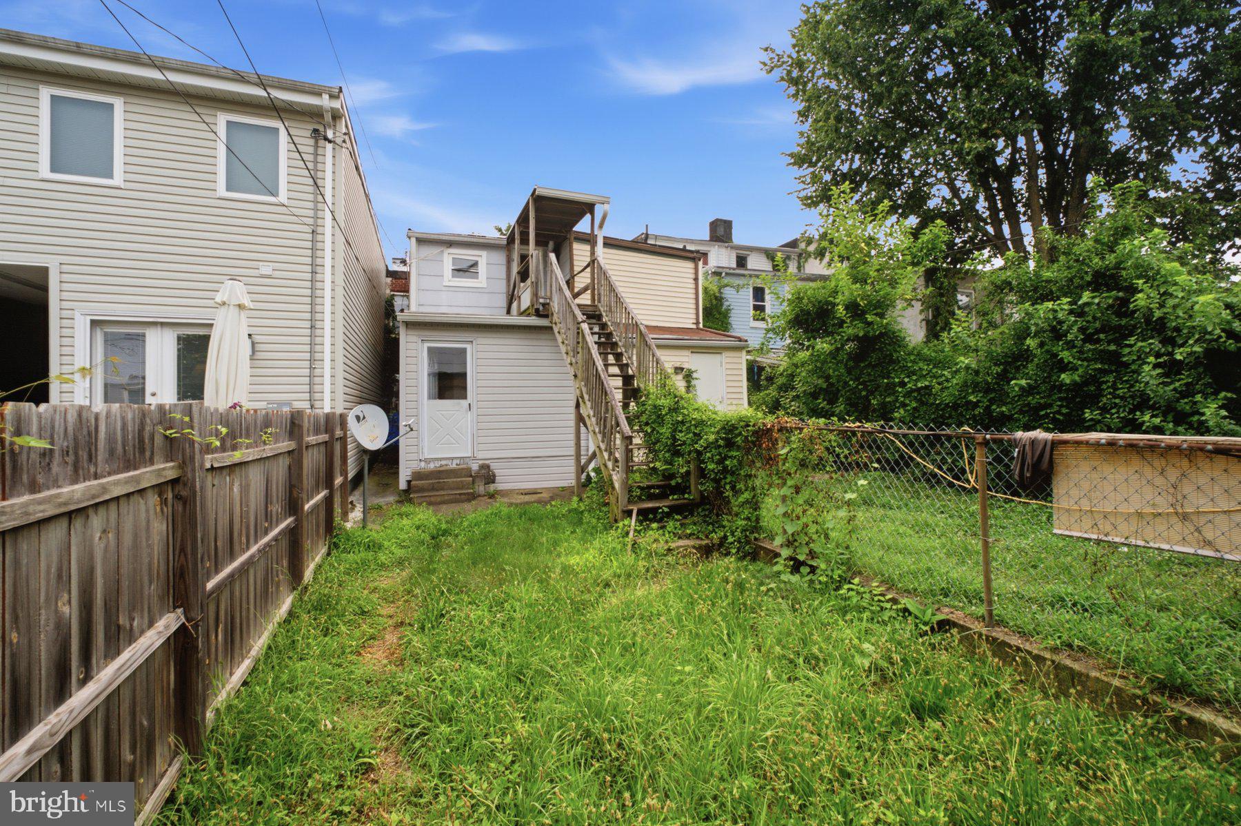 HAMPDEN HISTORIC DISTRICT - Residential
