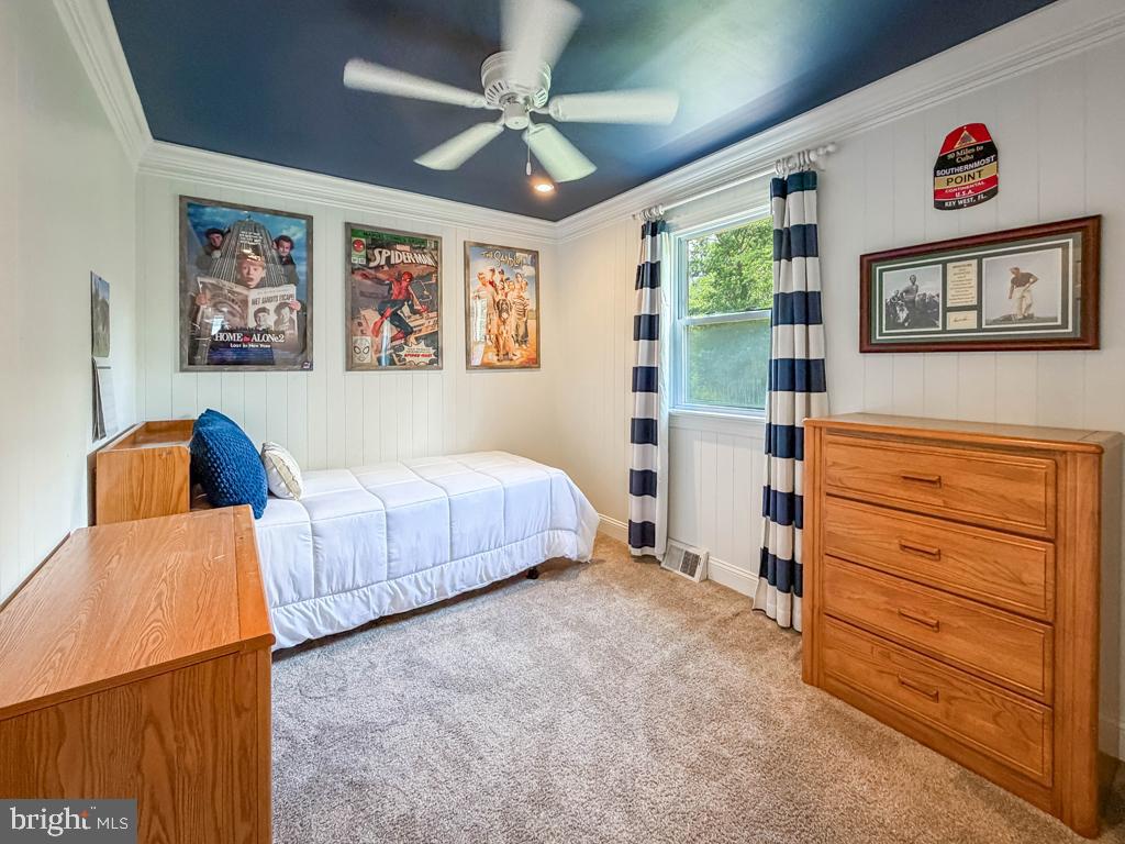 STRAWBERRY RIDGE - Residential