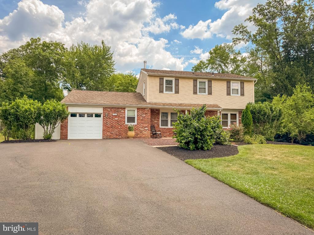 STRAWBERRY RIDGE - Residential