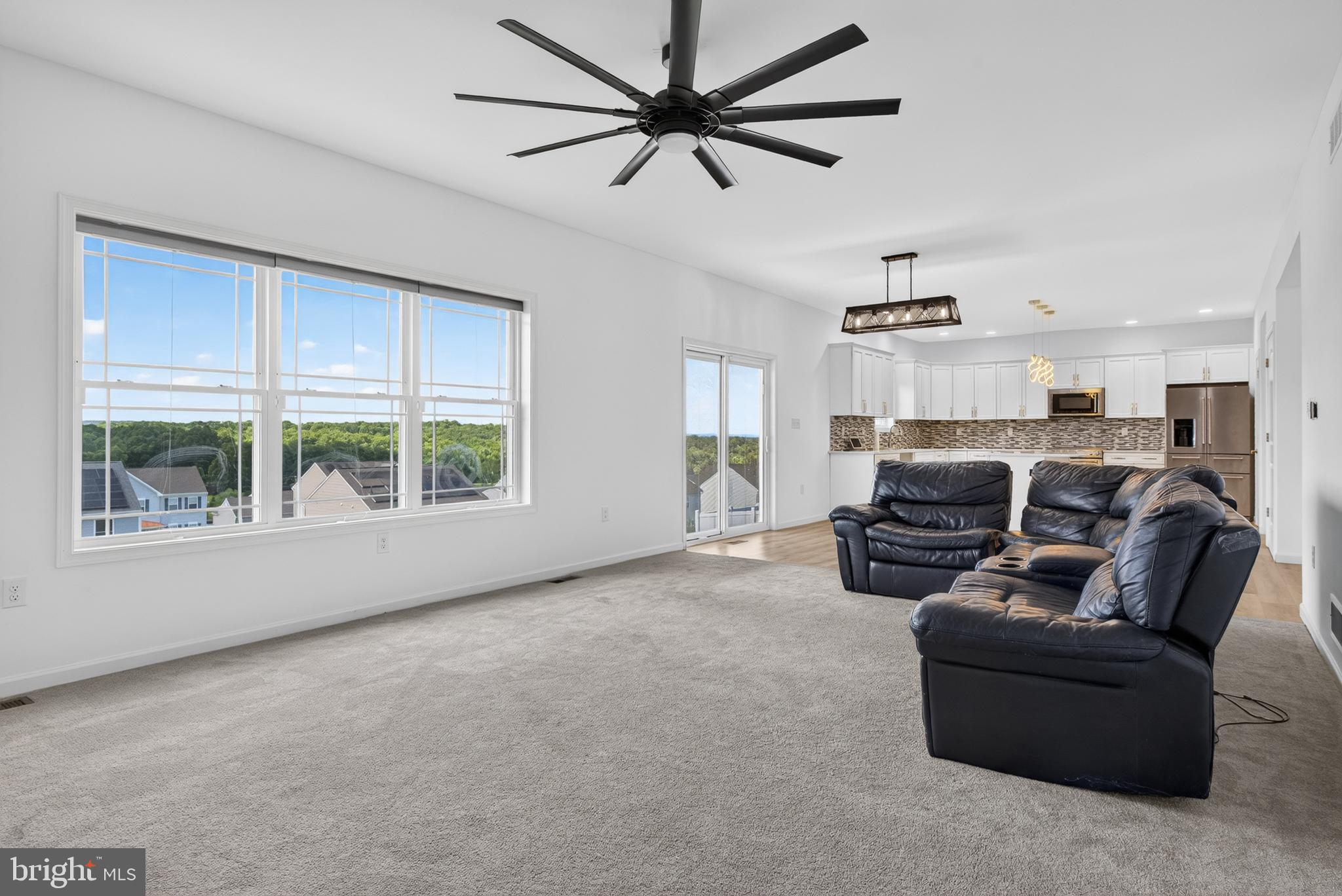 LEXINGTON ESTATES - Residential