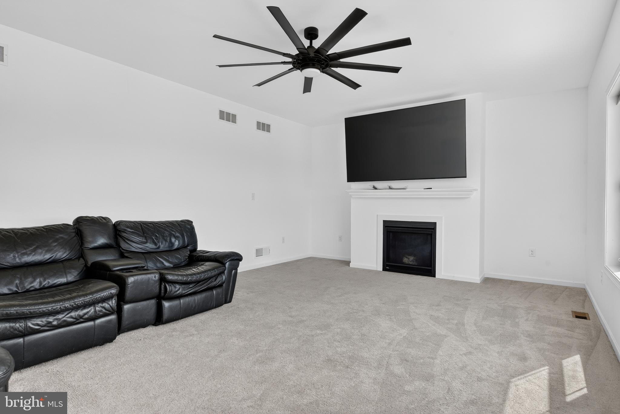 LEXINGTON ESTATES - Residential