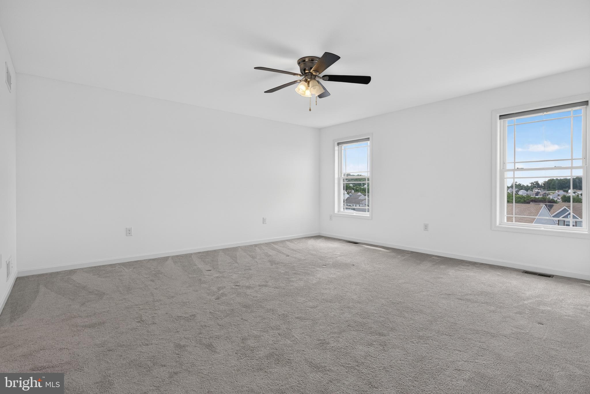 LEXINGTON ESTATES - Residential