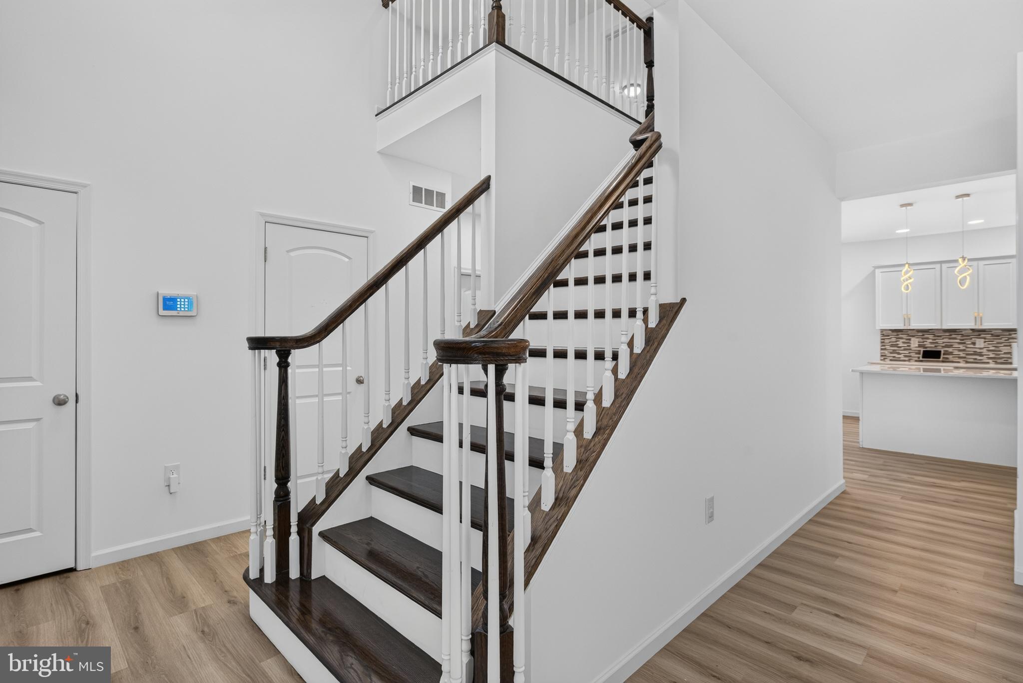 LEXINGTON ESTATES - Residential