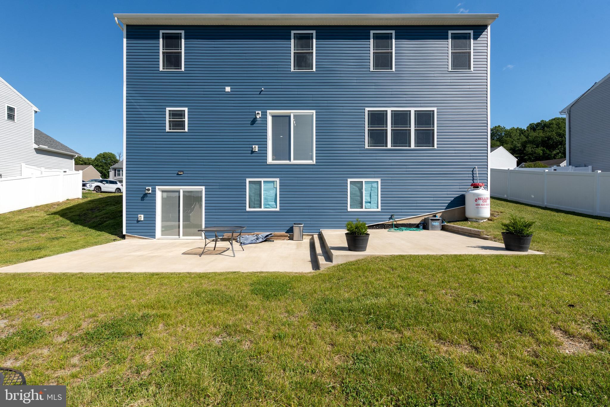 LEXINGTON ESTATES - Residential