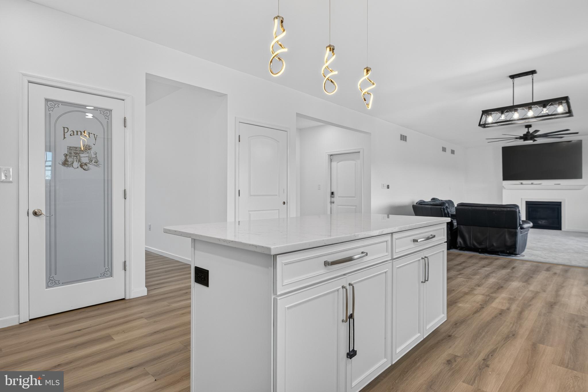 LEXINGTON ESTATES - Residential