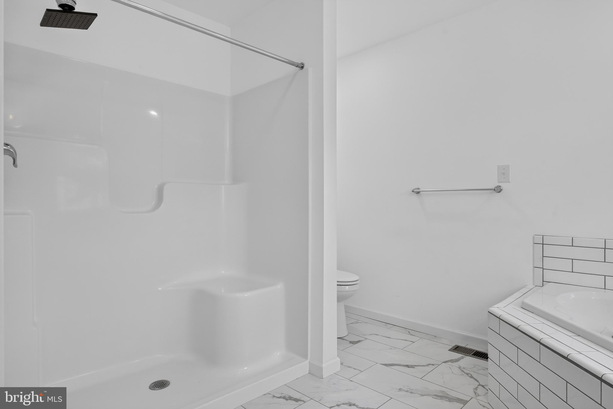LEXINGTON ESTATES - Residential