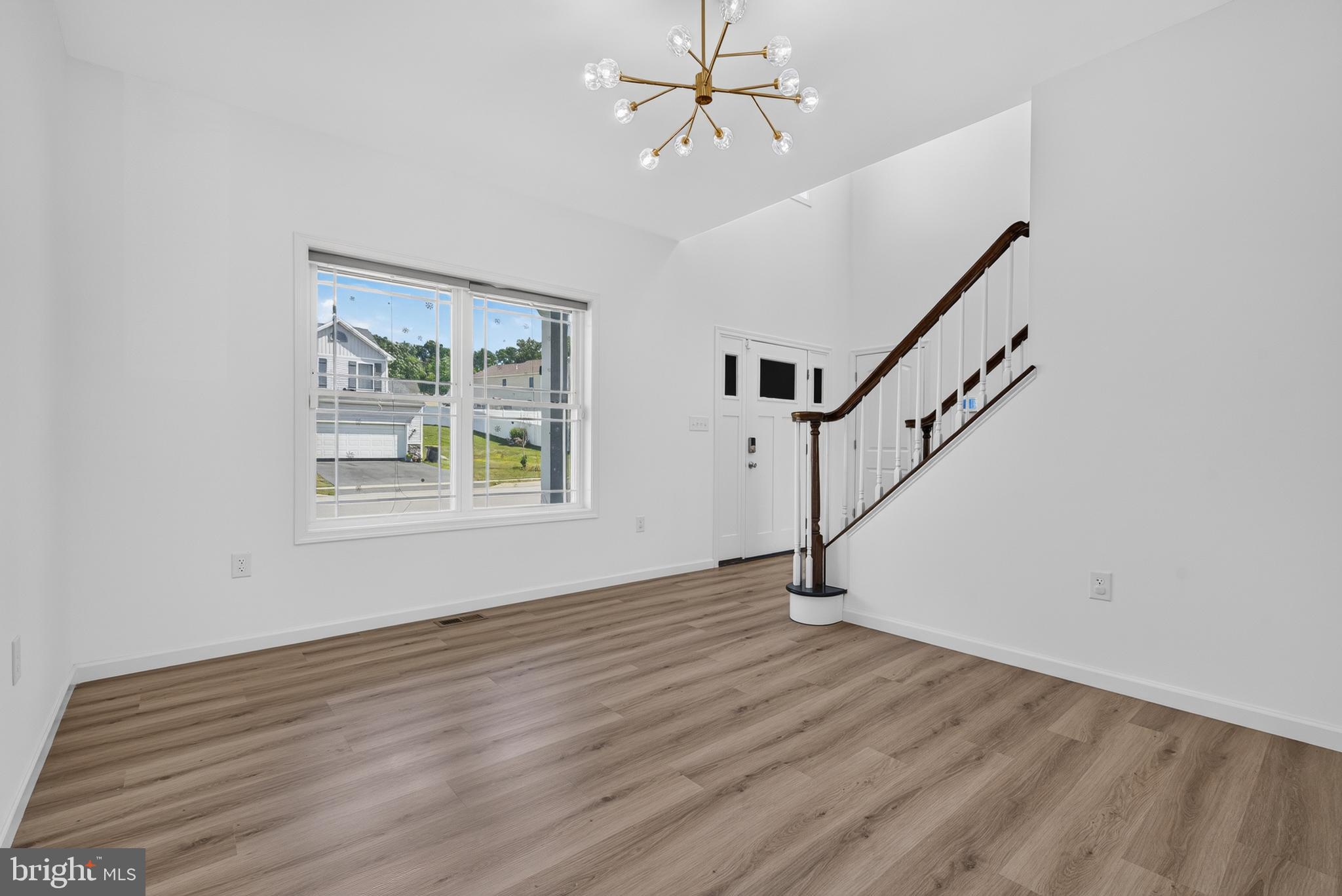 LEXINGTON ESTATES - Residential