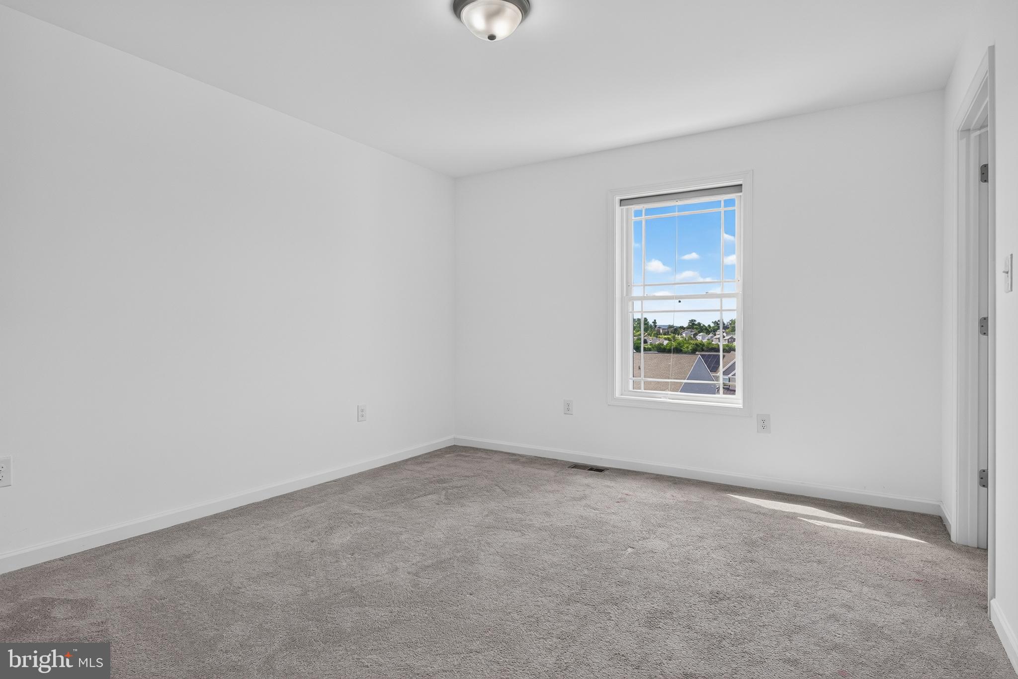 LEXINGTON ESTATES - Residential