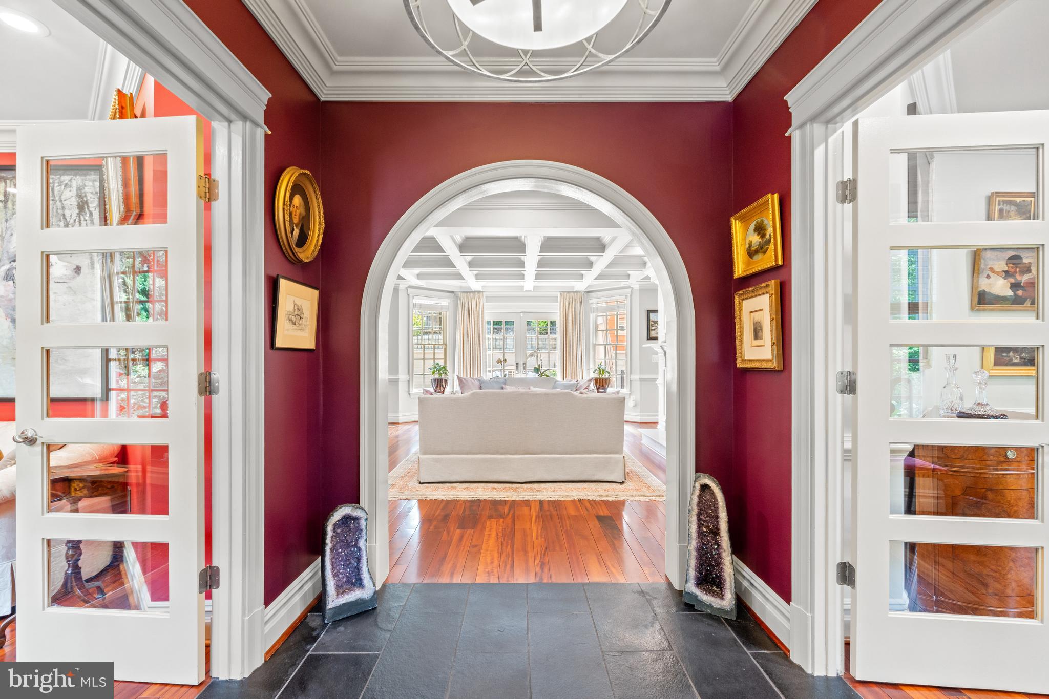 MOUNT IDA - Residential
