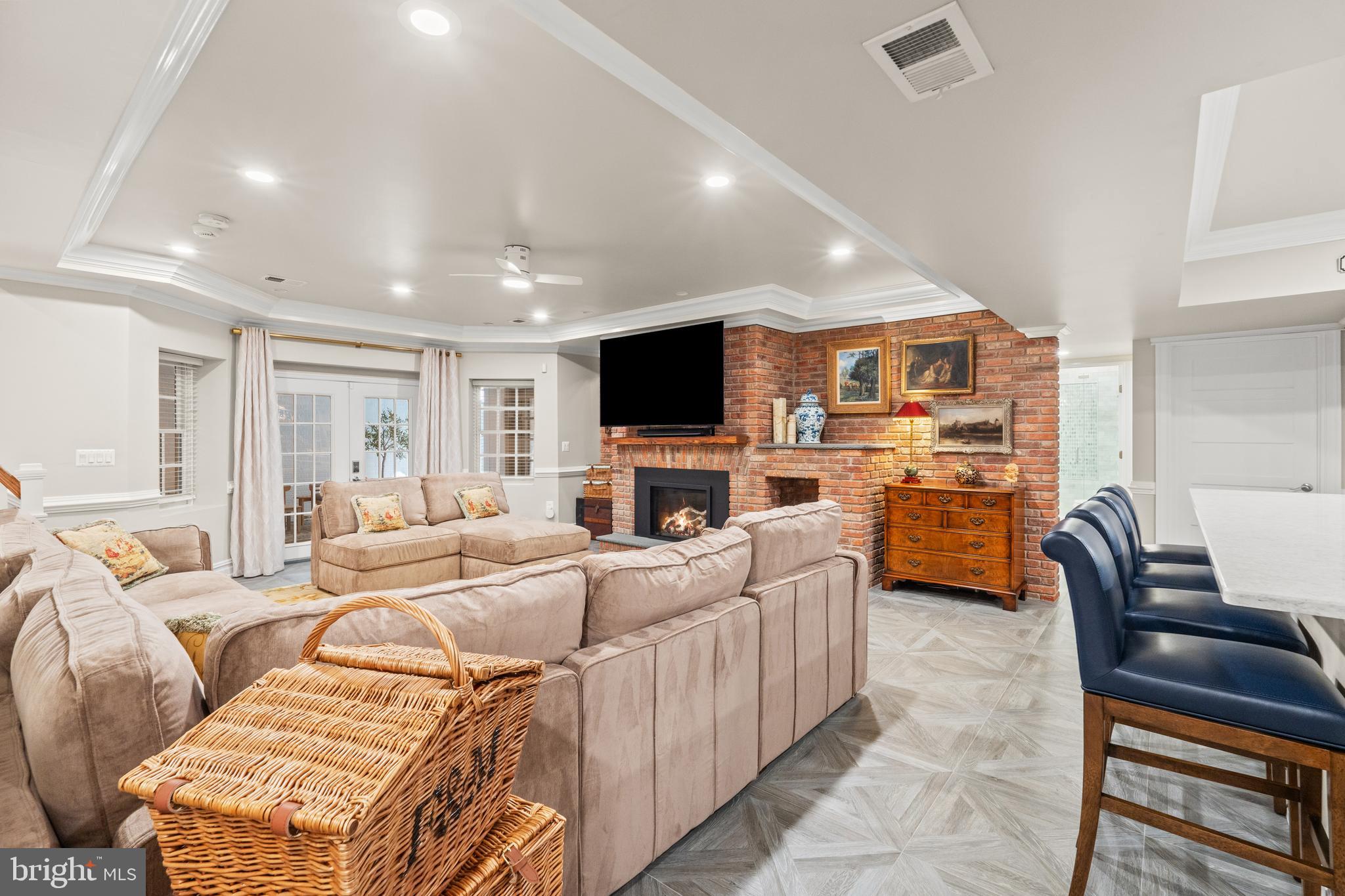 MOUNT IDA - Residential