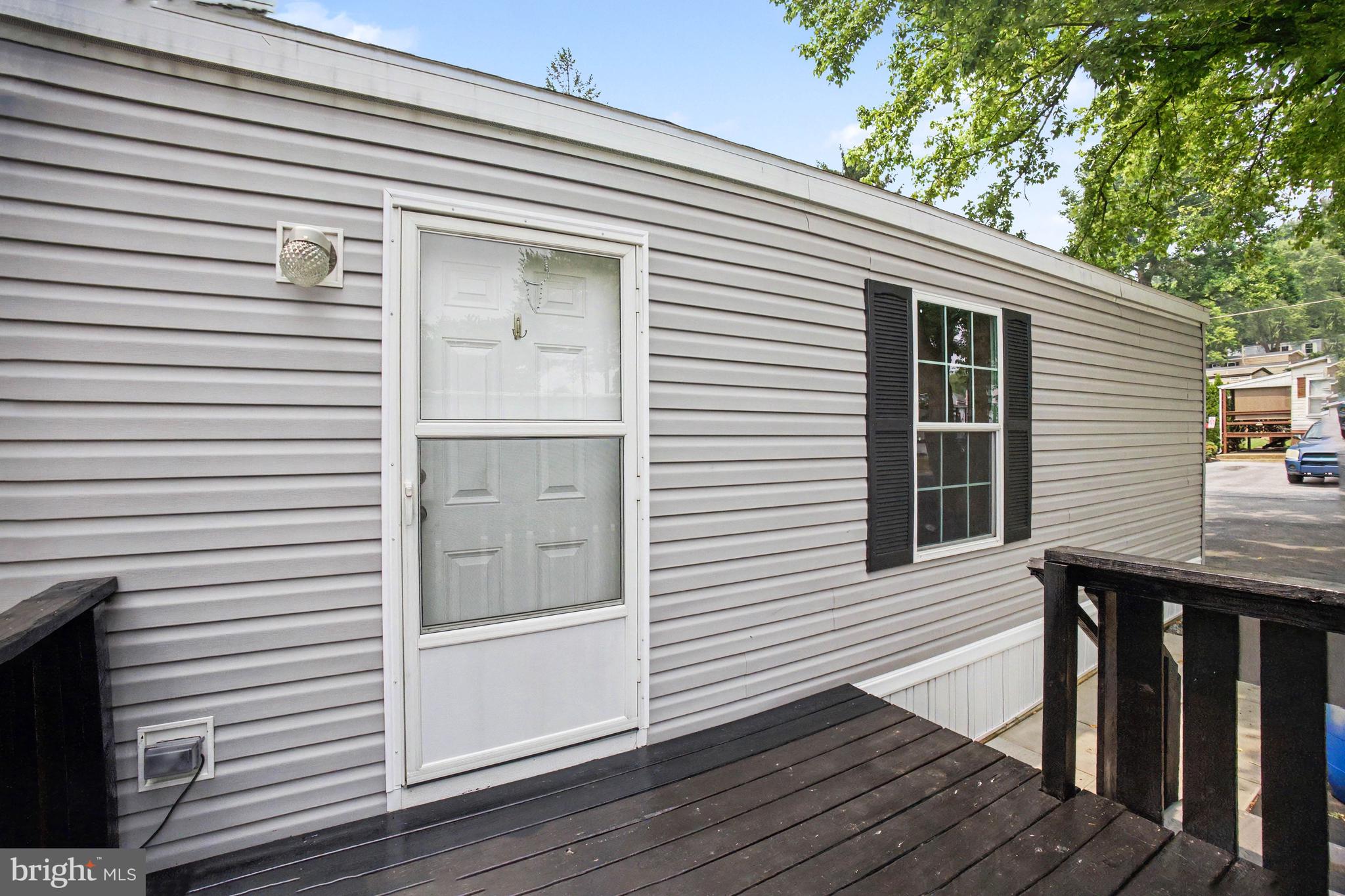 LEBANON VALLEY M.H. PARK - Residential