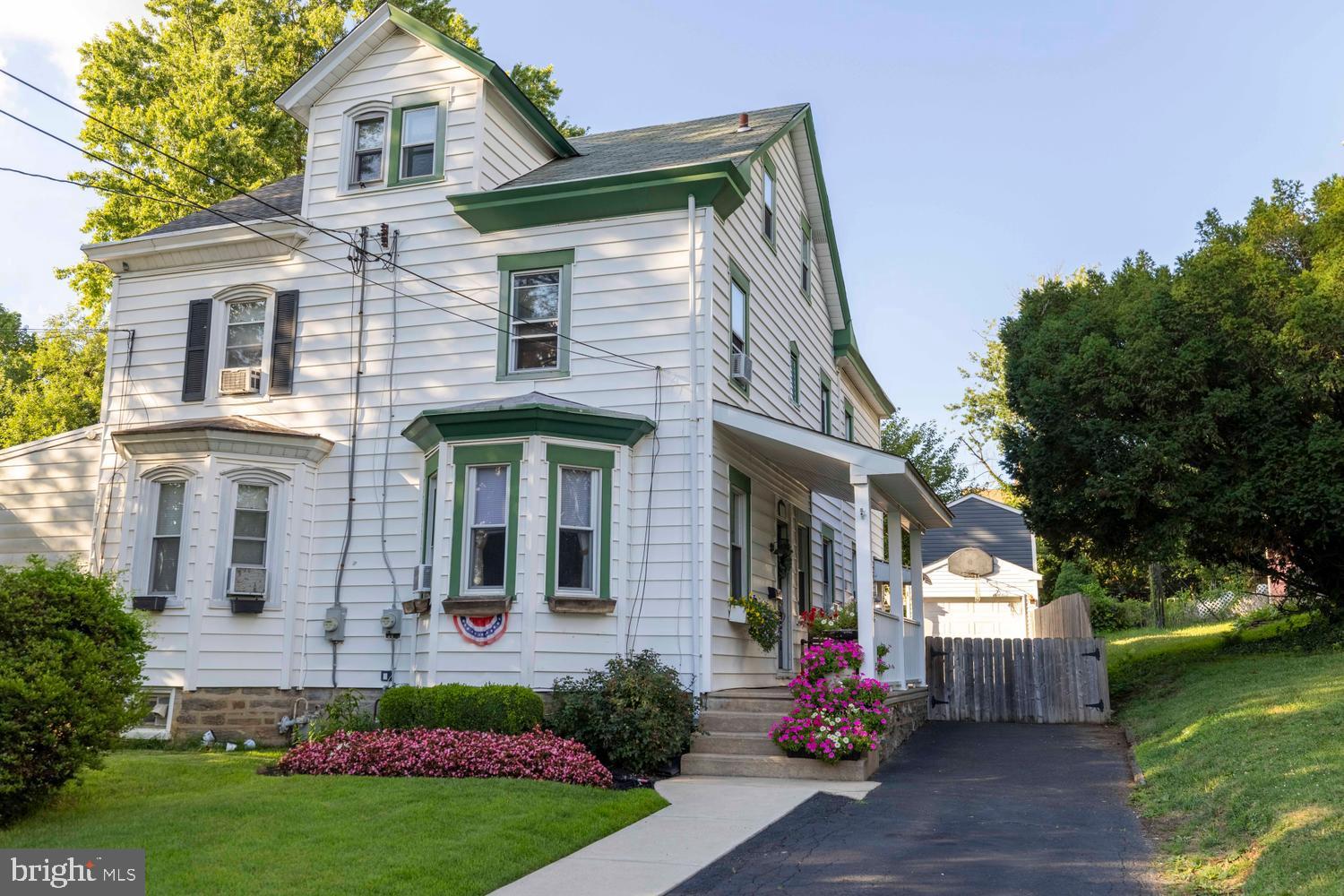 CHELTENHAM VIL - Residential