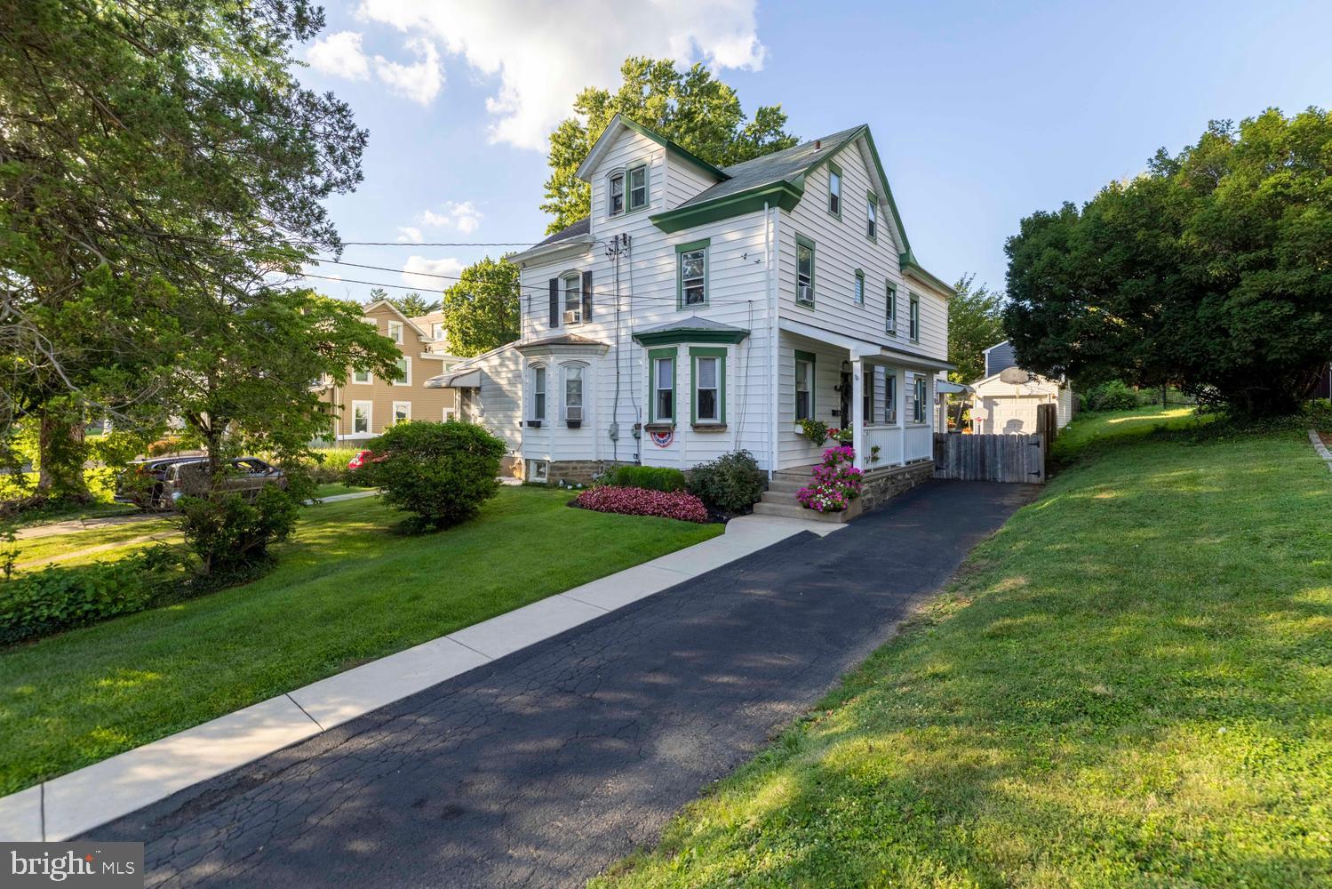 CHELTENHAM VIL - Residential