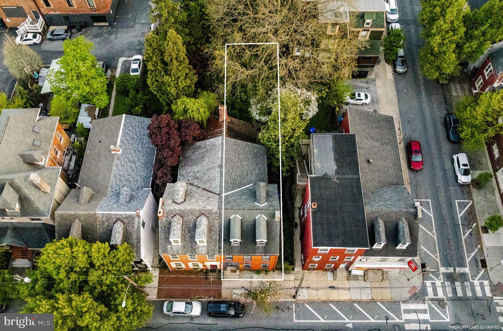 CHESTNUT HILL - Residential