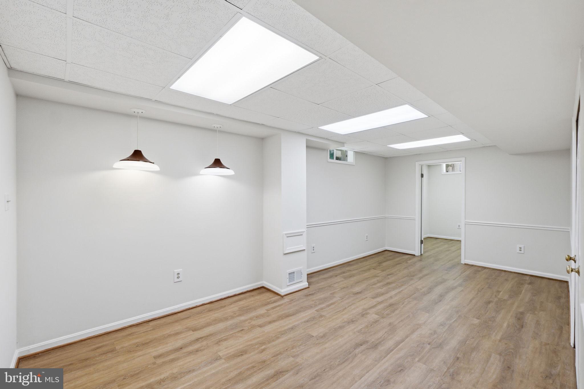 OLNEY OAKS - Residential