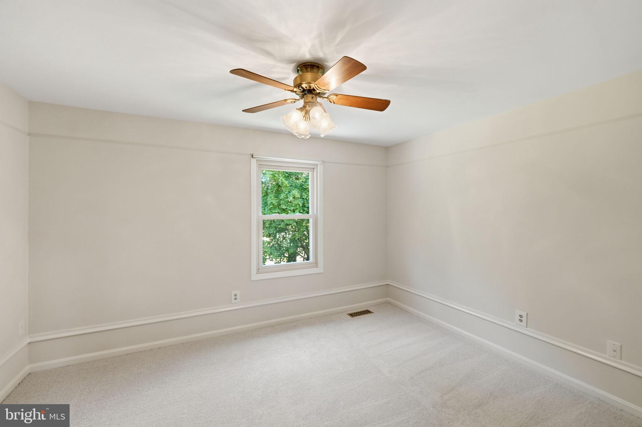 OLNEY OAKS - Residential