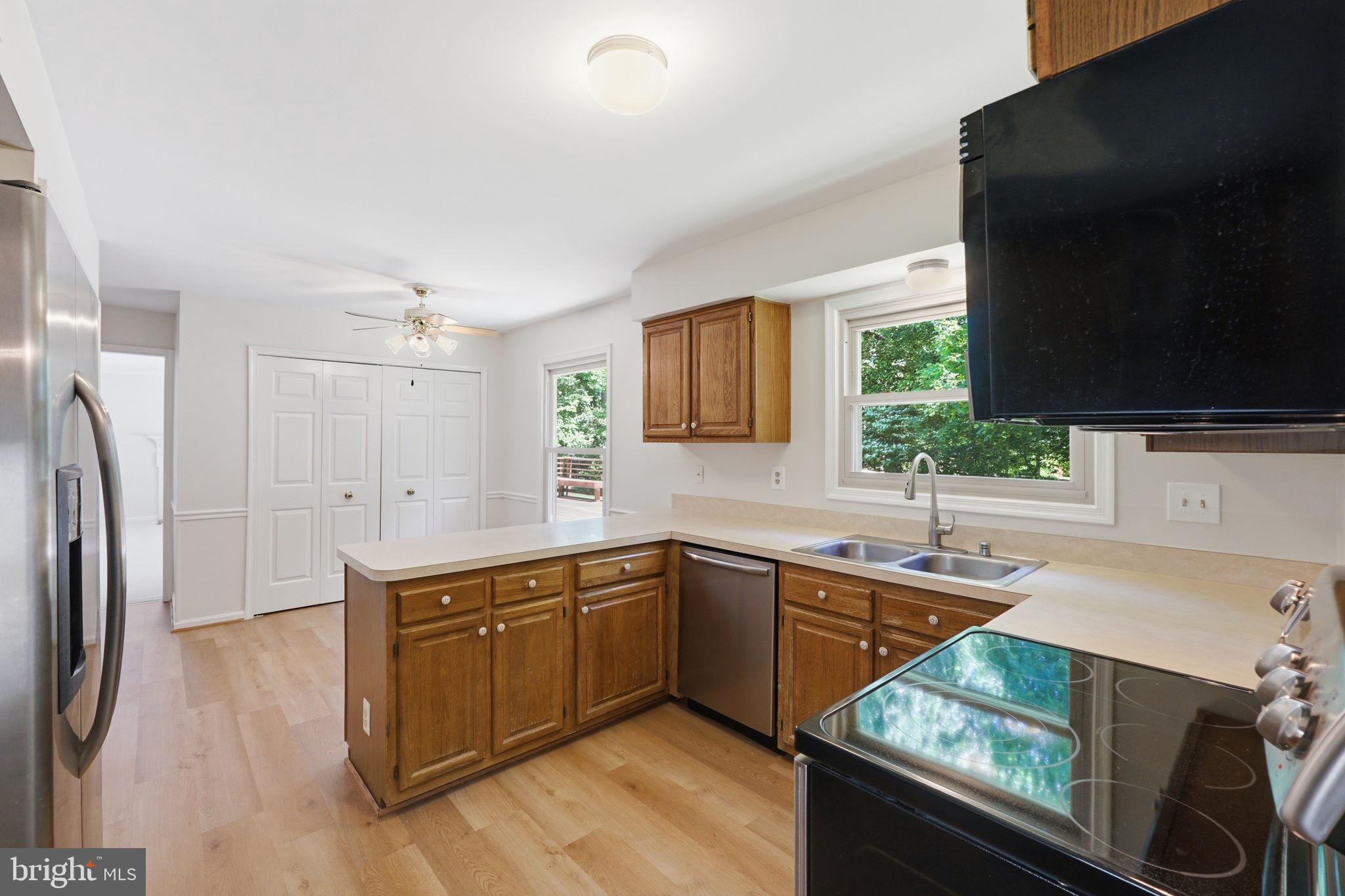OLNEY OAKS - Residential