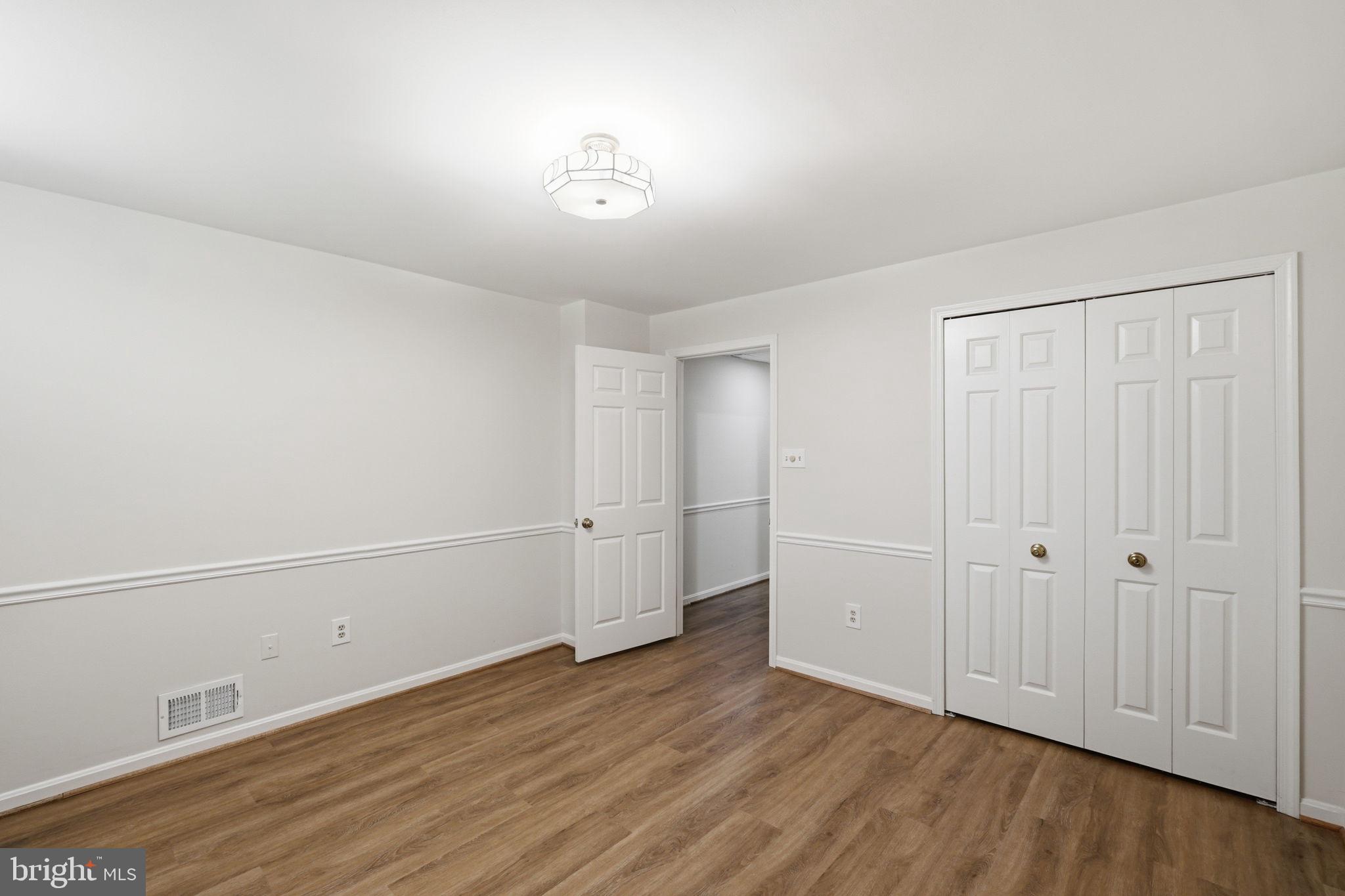 OLNEY OAKS - Residential