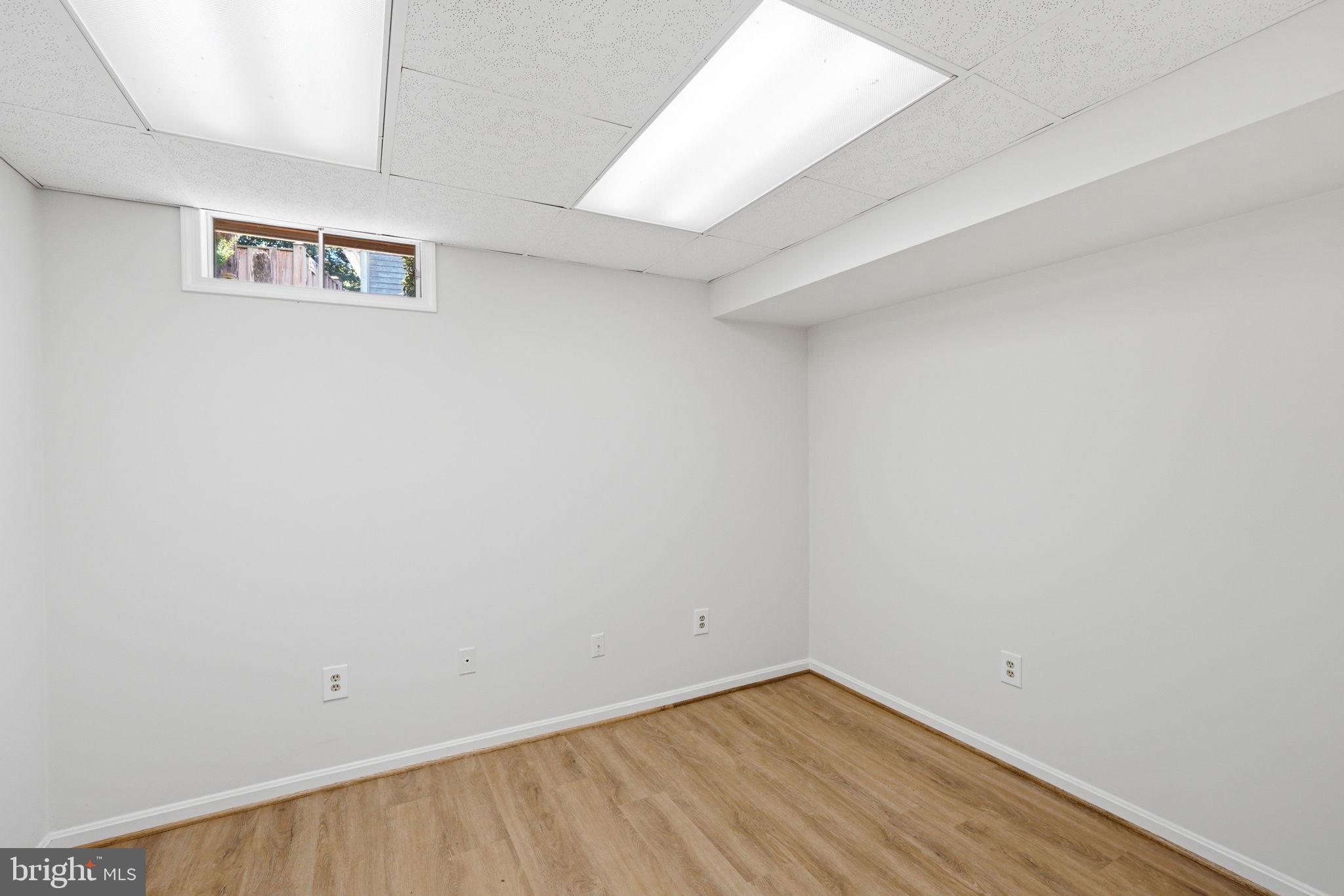 OLNEY OAKS - Residential