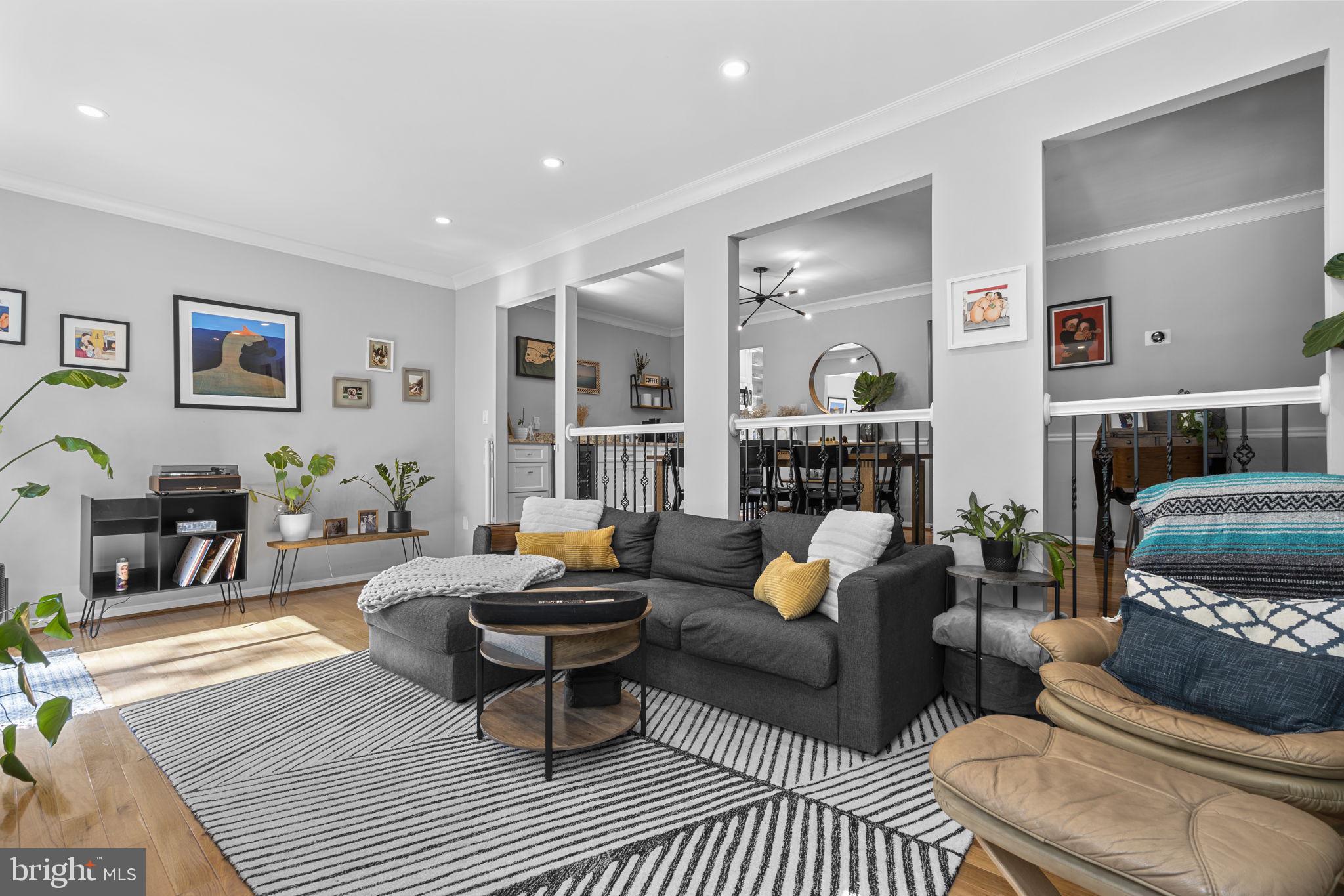 LAKE DEVEREUX - Residential
