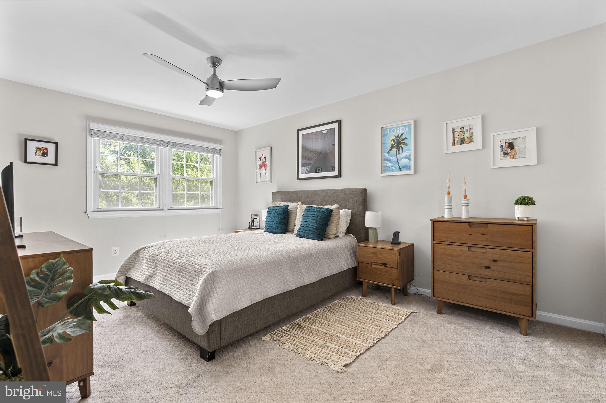 LAKE DEVEREUX - Residential