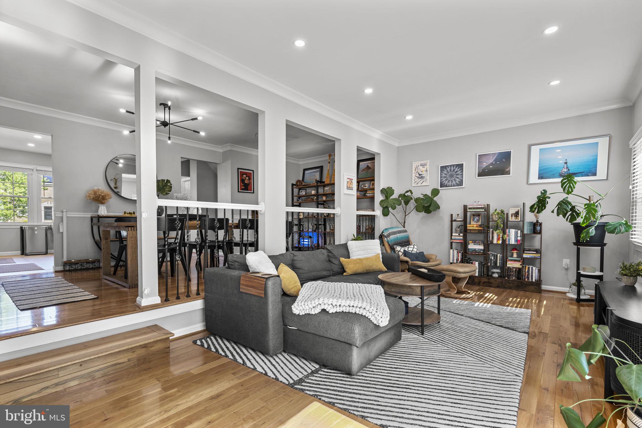 LAKE DEVEREUX - Residential