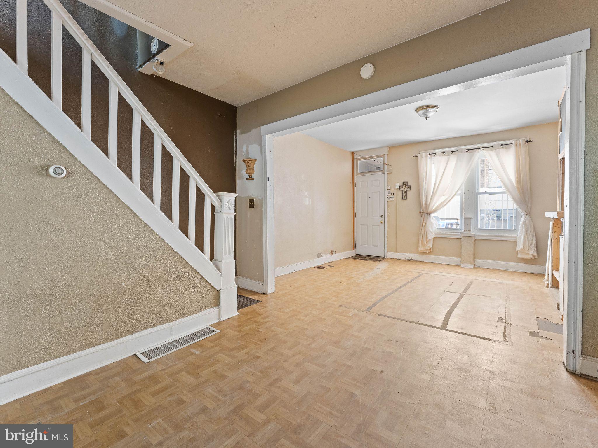 HARROWGATE - Residential
