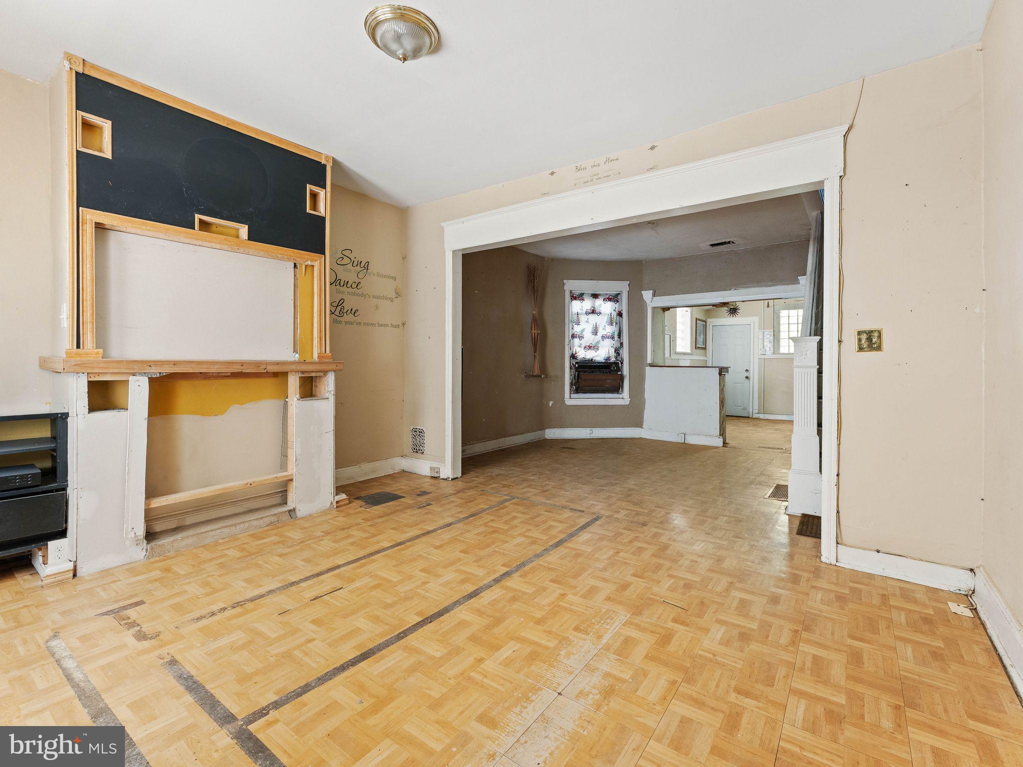 HARROWGATE - Residential
