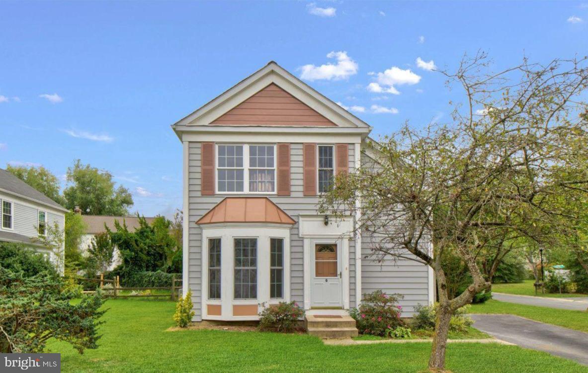 Introducing 3447 G Iris Place, a beautifully renovated home in Waldorf, MD, located on a private road for added tranquility. This modern-style residence features a spacious main level with 1 bedroom and 1 full bathroom, while the second level offers 2 additional bedrooms and another full bathroom. With fresh renovations throughout, including updated flooring, fresh paint, and modern fixtures, this home combines comfort and contemporary style. Conveniently situated next to Route 5 and St. Charles Parkway, it’s just 10 minutes away from shopping malls and convenience stores, providing both serenity and easy access to everyday amenities. This property is situated on a 6,172 sq ft lot in the desirable St. Charles Sub - Huntington community. Don’t miss this fantastic opportunity—schedule your showing today and make this lovely property your new home! **Reach out listing agent with any inquiries**