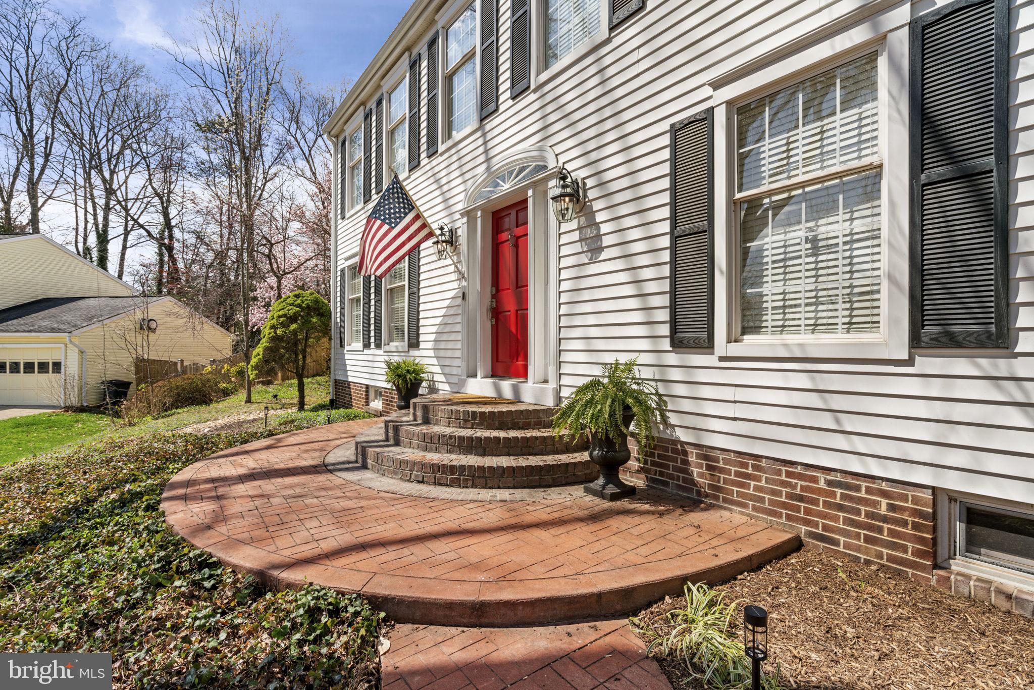 MONTCLAIR - Residential