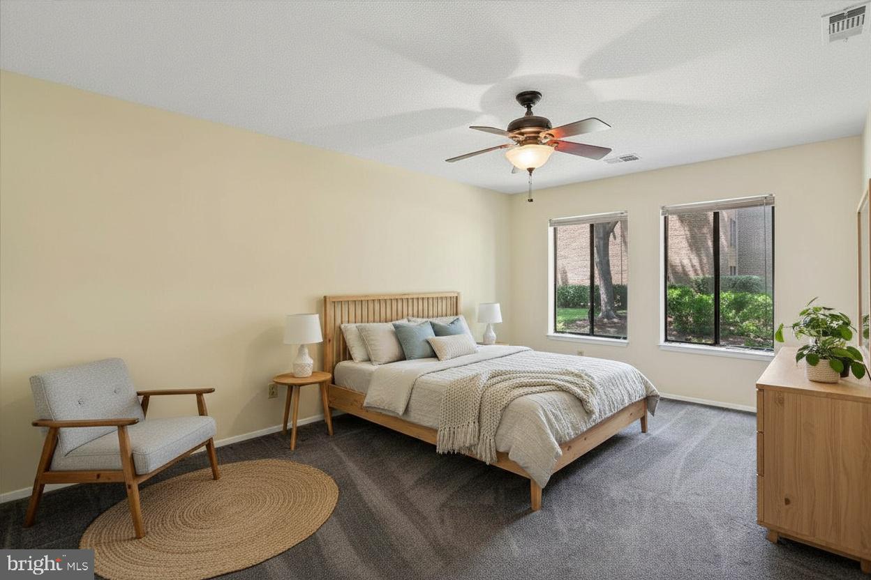 GEORGETOWN VILLAGE - Residential