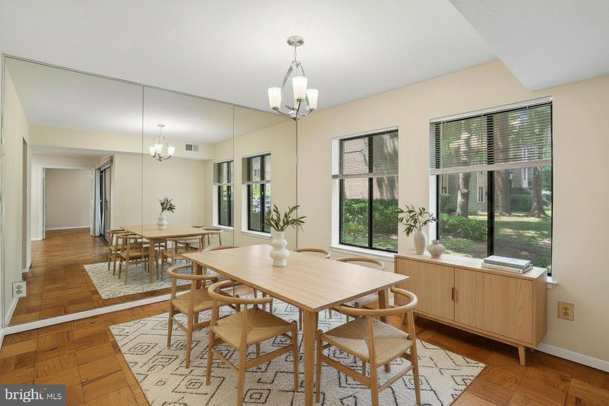 GEORGETOWN VILLAGE - Residential