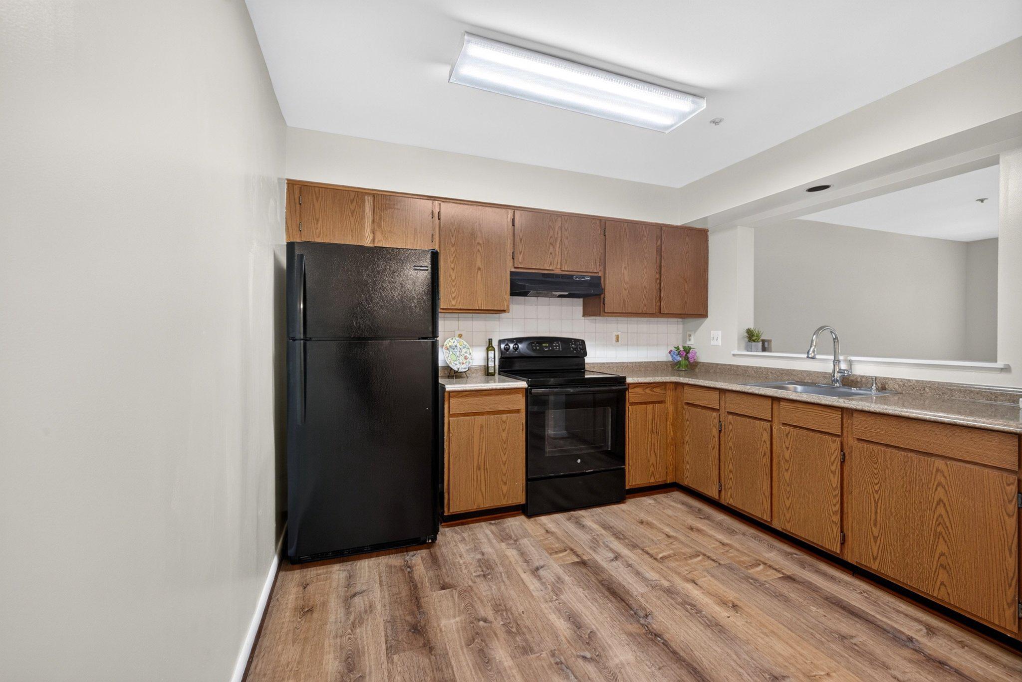 WOODFIELD AT MANCHESTER - Residential