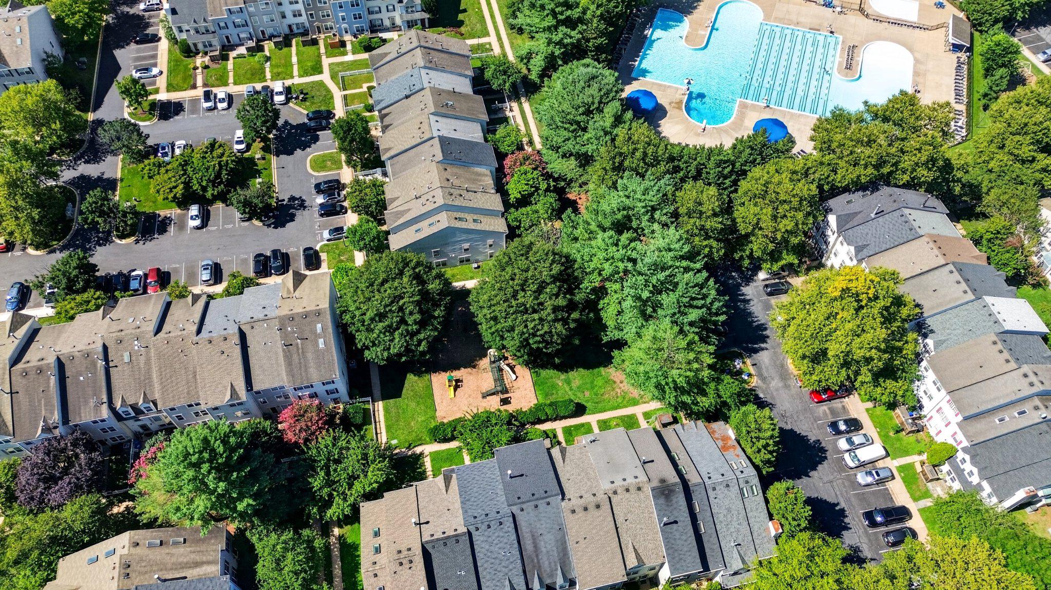 WOODFIELD AT MANCHESTER - Residential